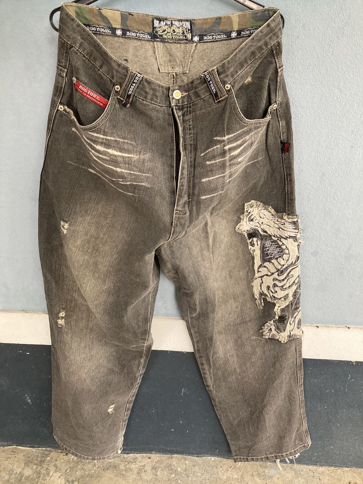 Dogtown Black Dragon | Grailed
