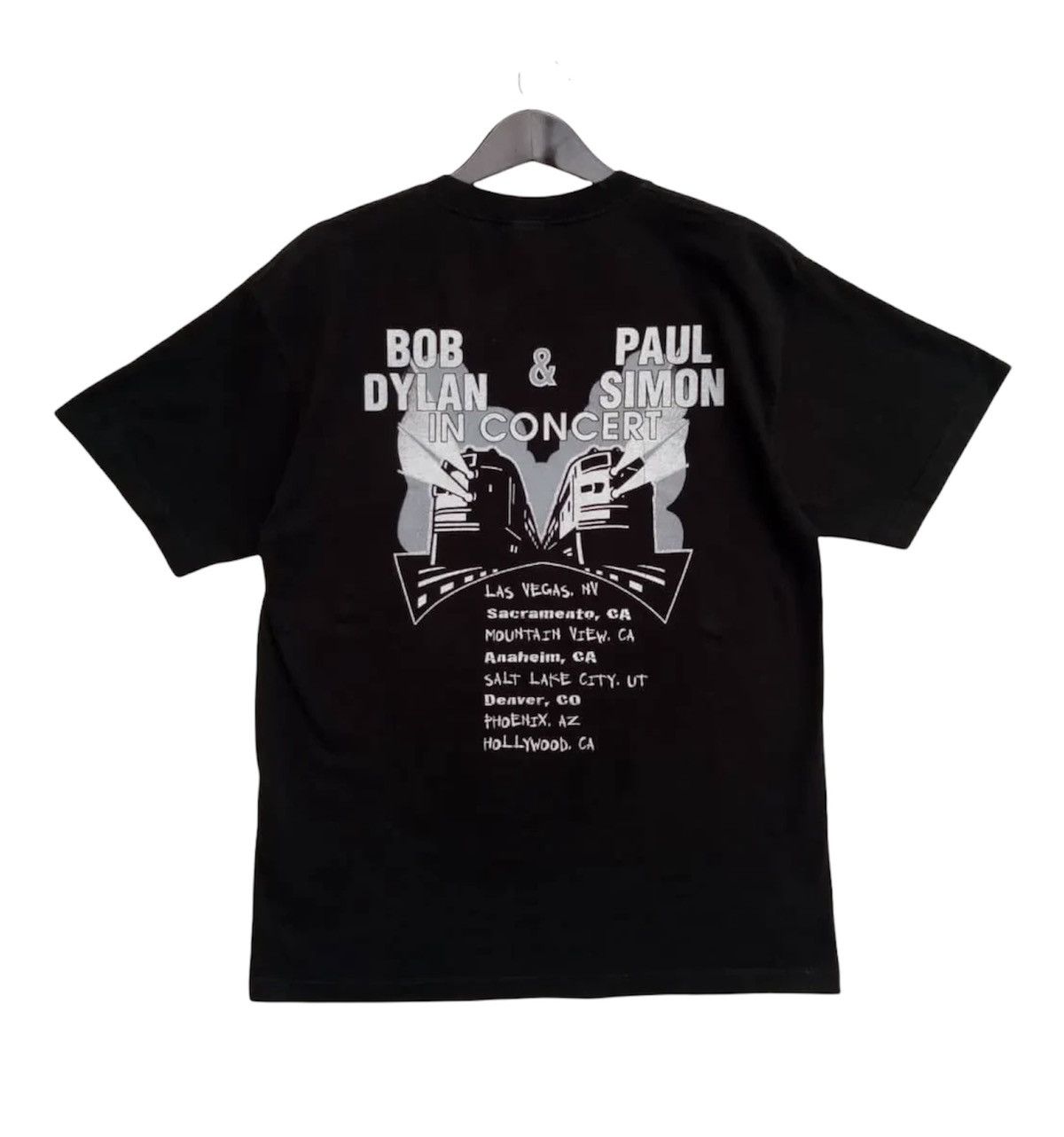Band Tees 💥VINTAGE BOB dylan and PAUL Simon tour in concert tee shirt Size US L / EU 52-54 / 3 - 2 Thumbnail