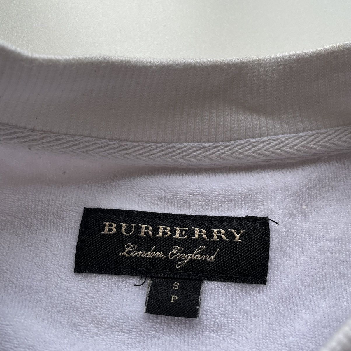 Burberry Vintage 2000s Burberry Rainbow Spell Out Crewneck Mens Small Size US S / EU 44-46 / 1 - 4 Thumbnail