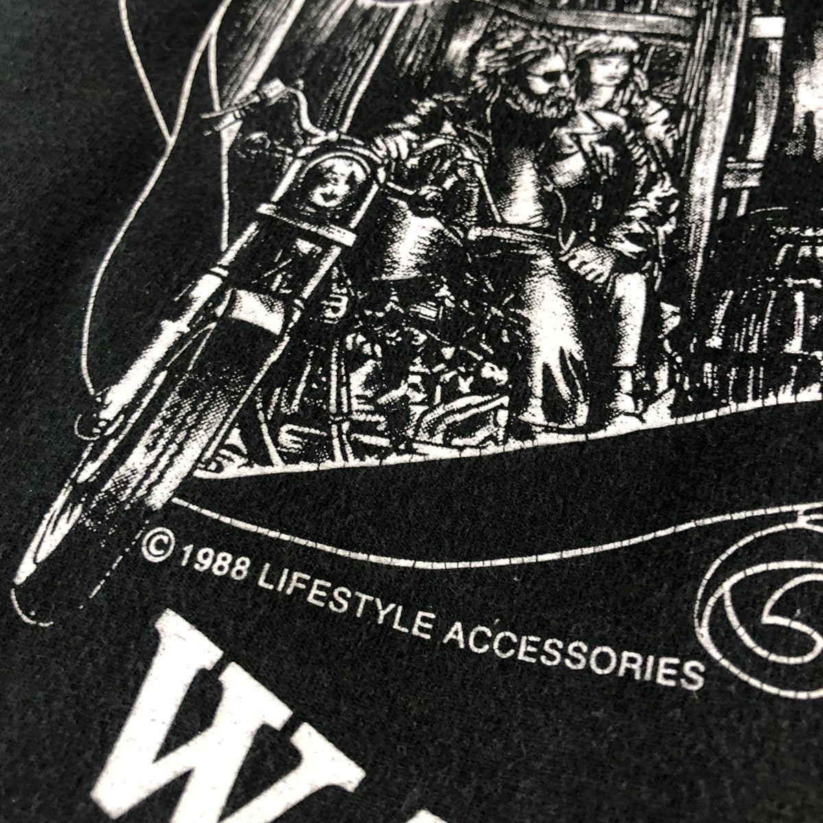 Harley Davidson × Jerzees × Vintage Loud Pipes Save Lives 1988 Big Hooters Pin Up Motorcycle T Size US L / EU 52-54 / 3 - 8 Thumbnail