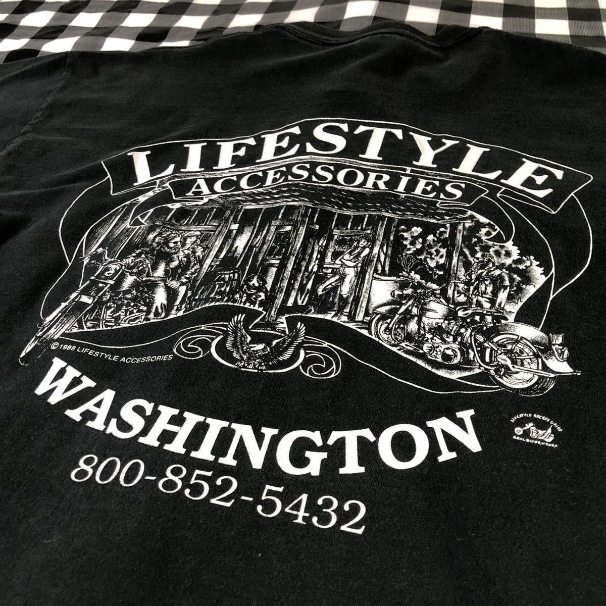 Harley Davidson × Jerzees × Vintage Loud Pipes Save Lives 1988 Big Hooters Pin Up Motorcycle T Size US L / EU 52-54 / 3 - 6 Thumbnail