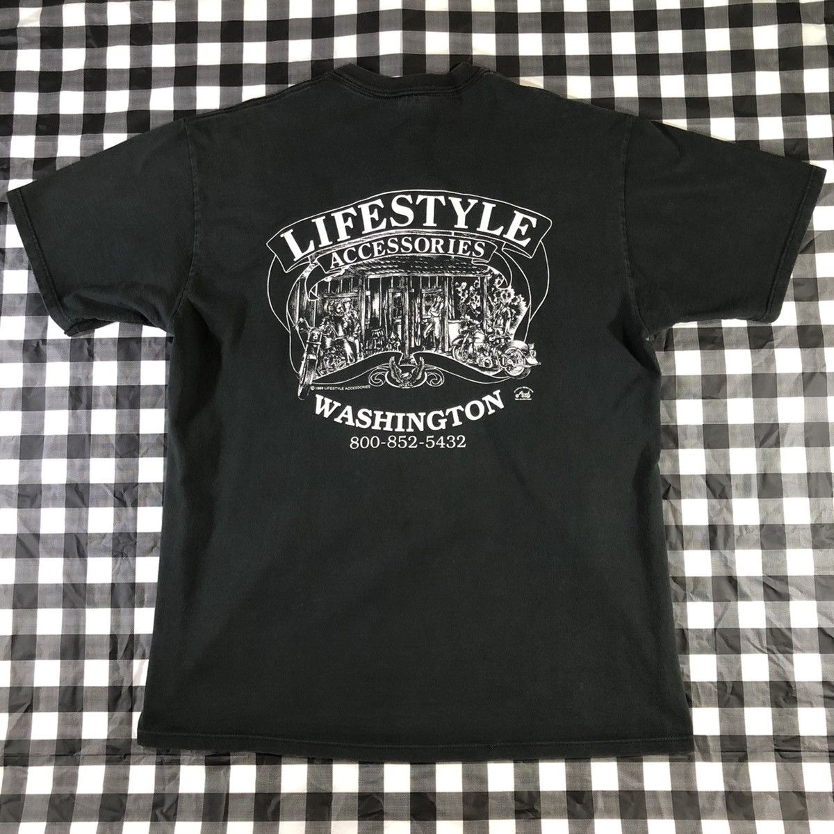 Harley Davidson × Jerzees × Vintage Loud Pipes Save Lives 1988 Big Hooters Pin Up Motorcycle T Size US L / EU 52-54 / 3 - 2 Thumbnail