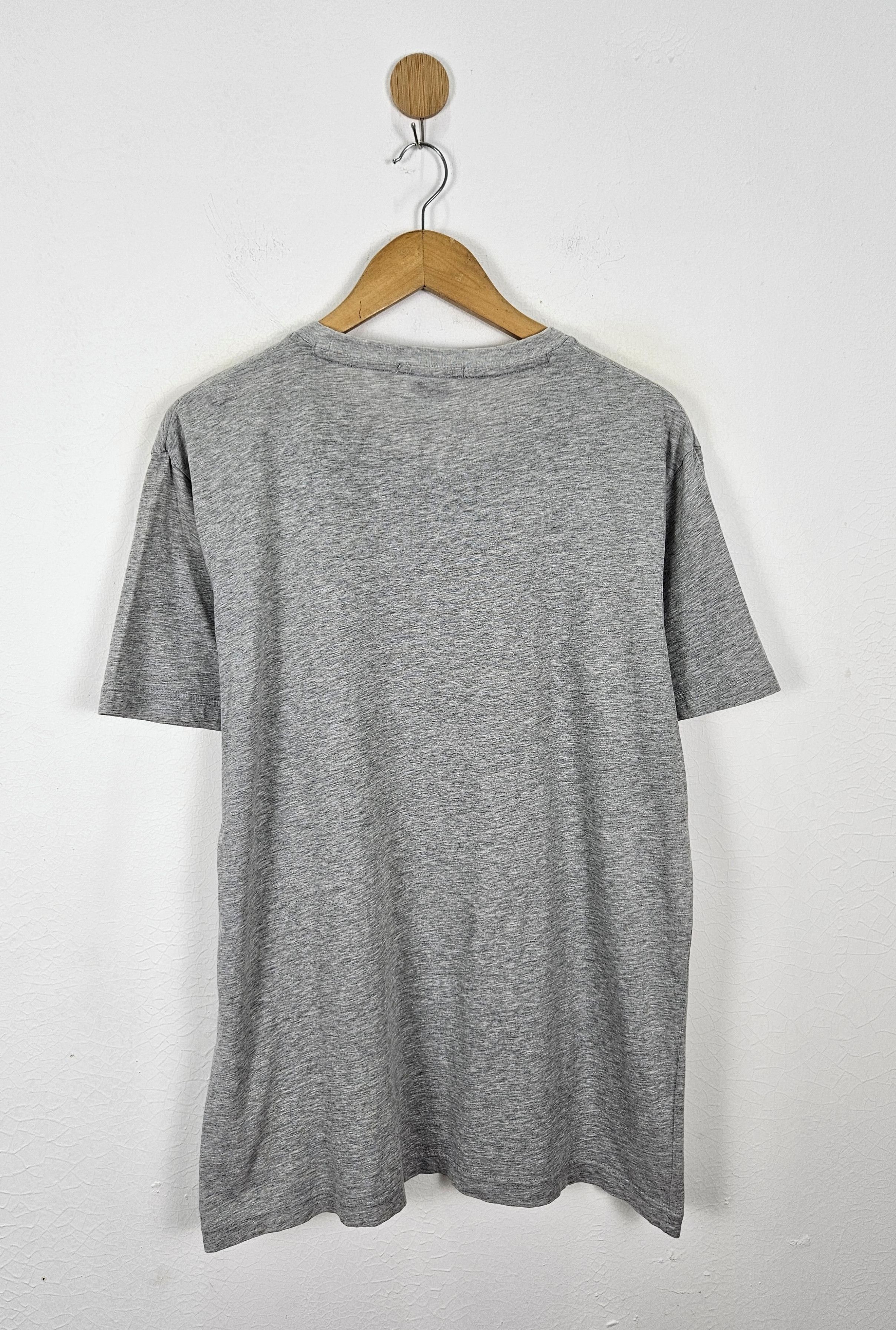 Playstation Metal Gear Solid 25th ANNVERSARY Solid Snake shirt Size US M / EU 48-50 / 2 - 3 Thumbnail