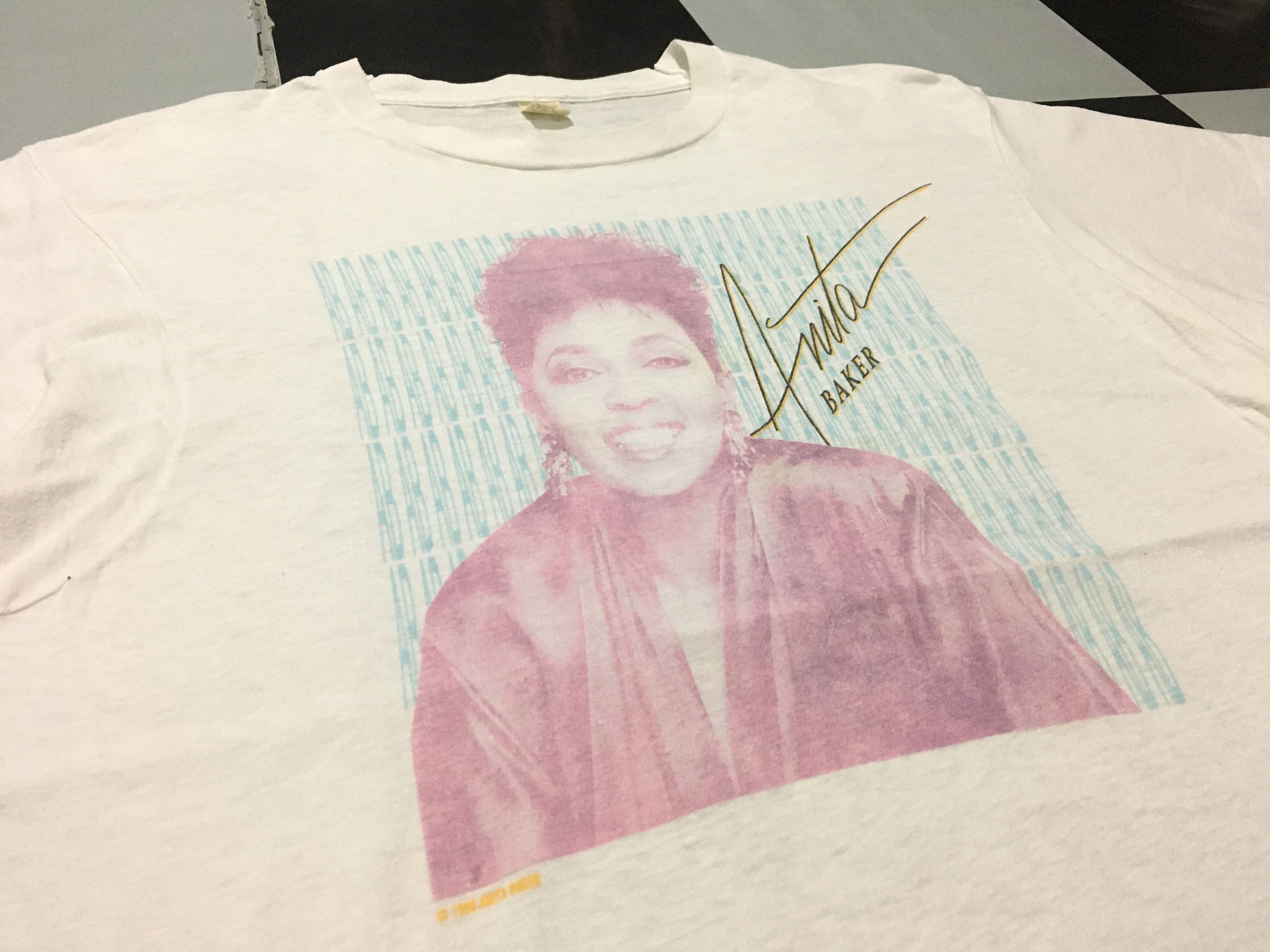 Band Tees × Rap Tees × Vintage Vintage Anita Baker Shirt 1988 Single Stitch Made In USA Size US XL / EU 56 / 4 - 1 Thumbnail