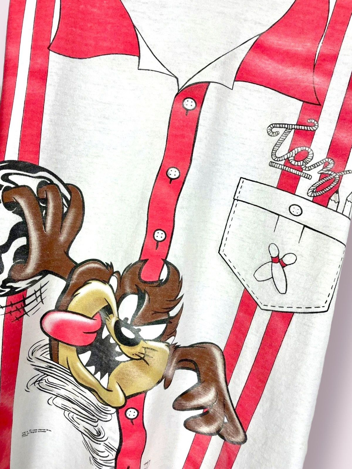 Disney 1996 Vintage Taz Looney Tunes Full Print Graphic T-shirt Size US XL / EU 56 / 4 - 6 Thumbnail