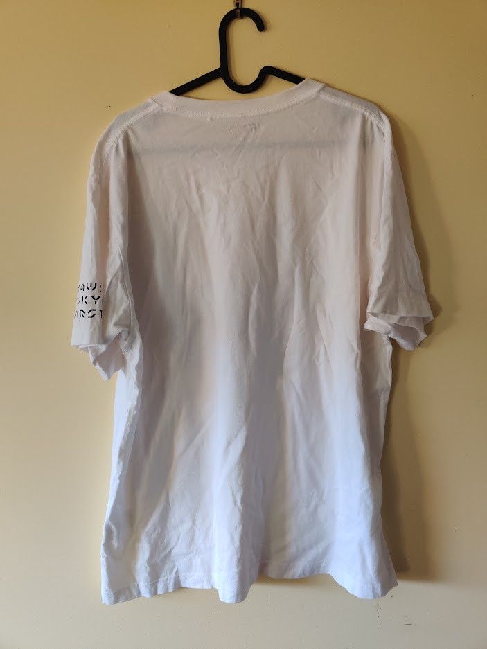 Kaws × Uniqlo KAWS x Uniqlo Tokyo First UT Short Sleeve Tee Size US XL / EU 56 / 4 - 3 Thumbnail