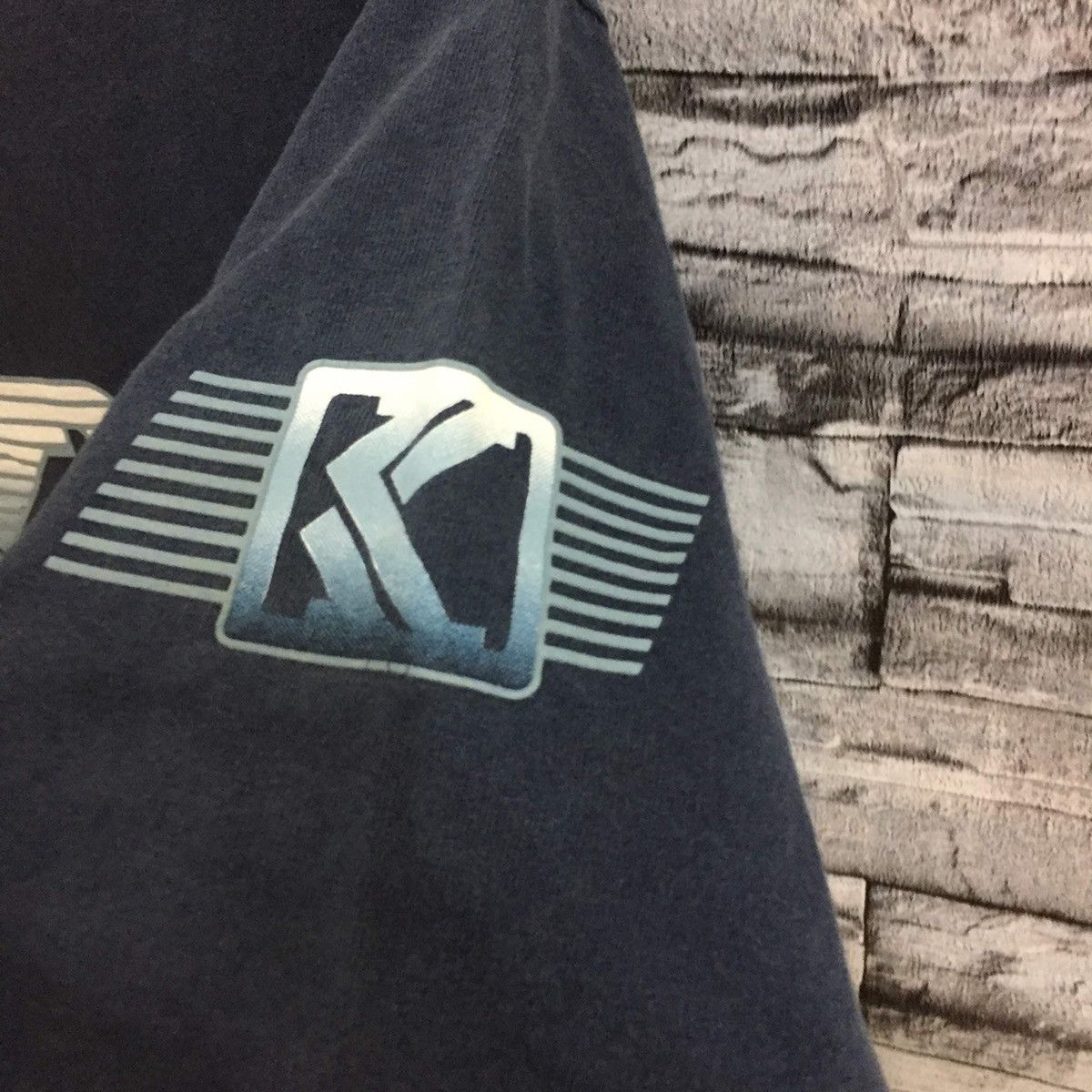 Karl Kani Vintage Karl Kani t shirt big logo hip hop tupac Size US L / EU 52-54 / 3 - 4 Thumbnail