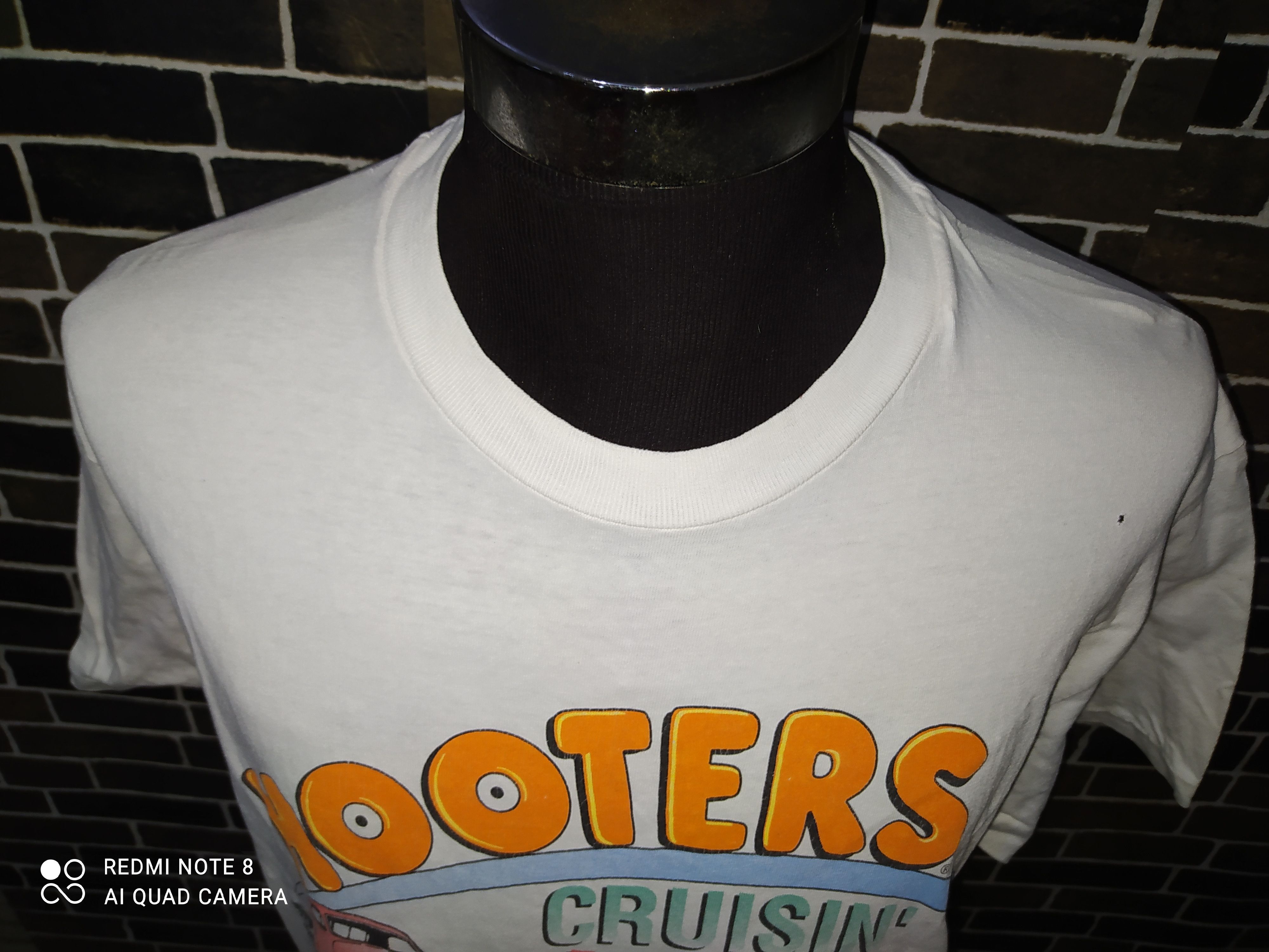 Hanes × NASCAR × Vintage Vintage 95 Hooters Hot Rods Tshirt Size US XL / EU 56 / 4 - 4 Thumbnail