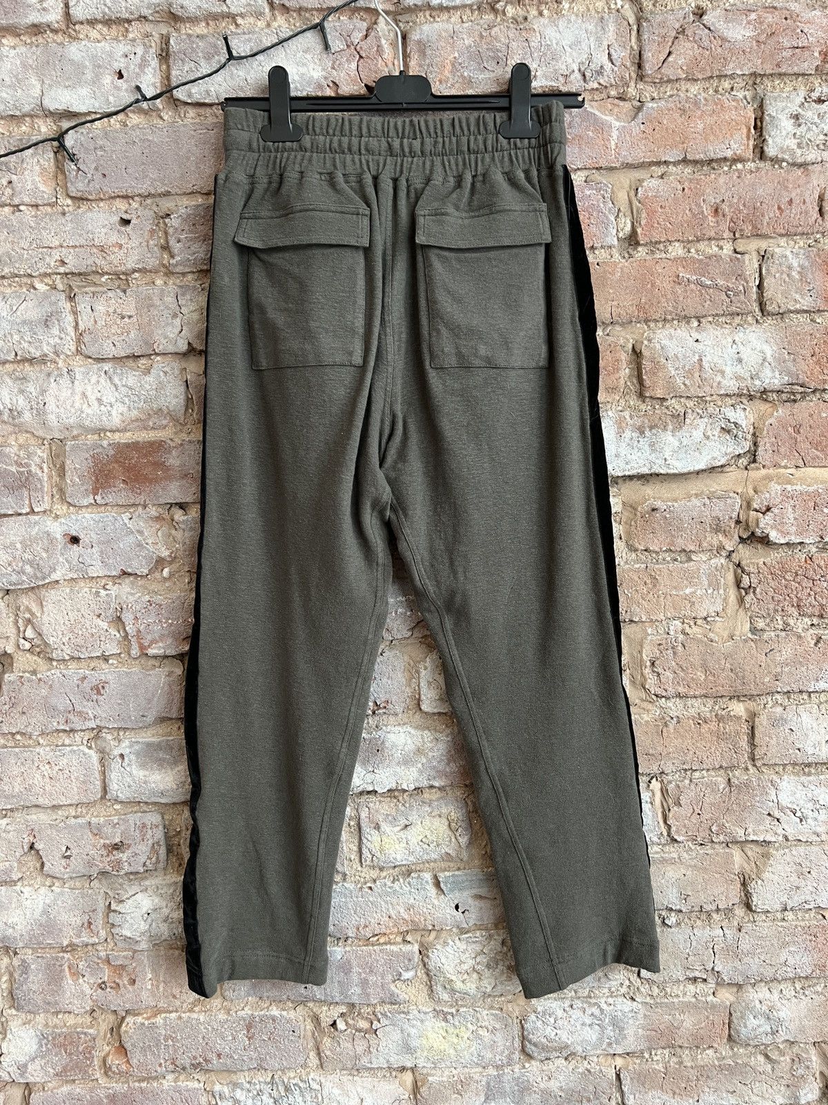 Haider Ackermann Haider Ackermann Sweatpants With Velvet Stripe Size US 30 / EU 46 - 3 Thumbnail