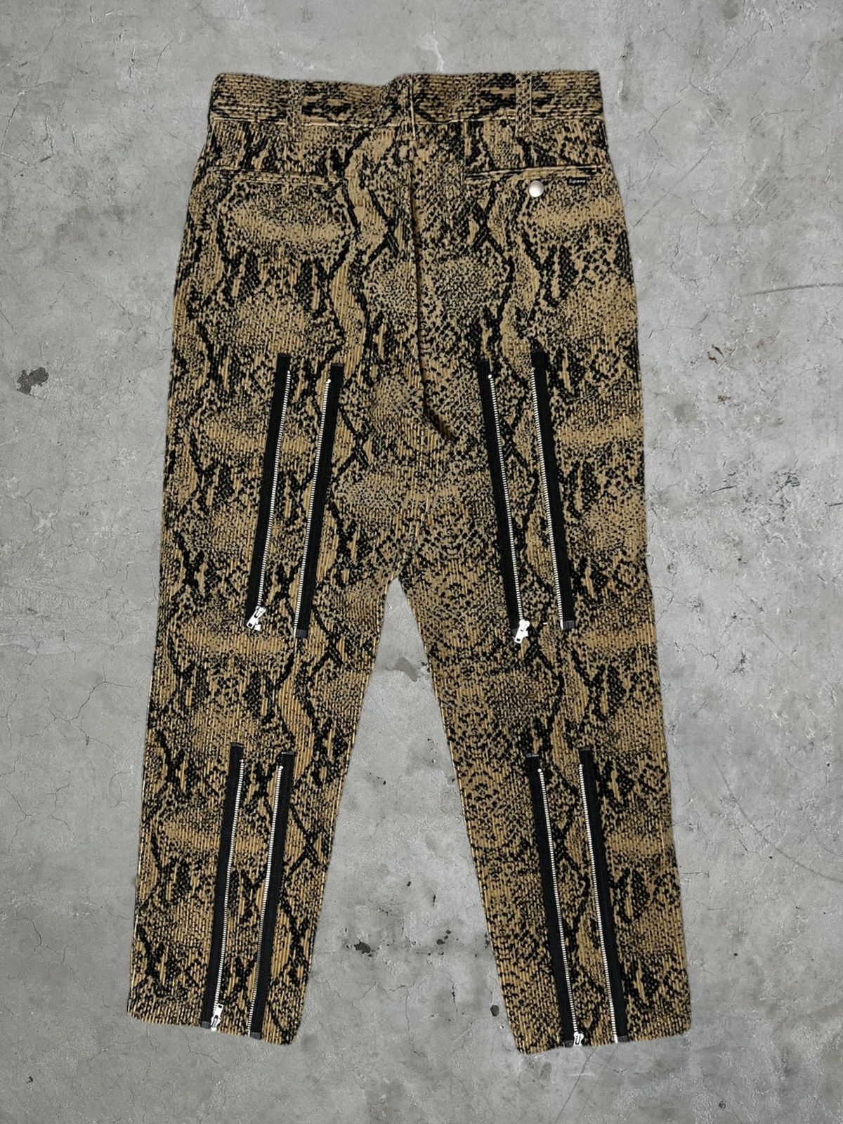 Supreme Supreme Snakeskin Corduroy Flight Pants Size US 30 / EU 46 - 2 Thumbnail