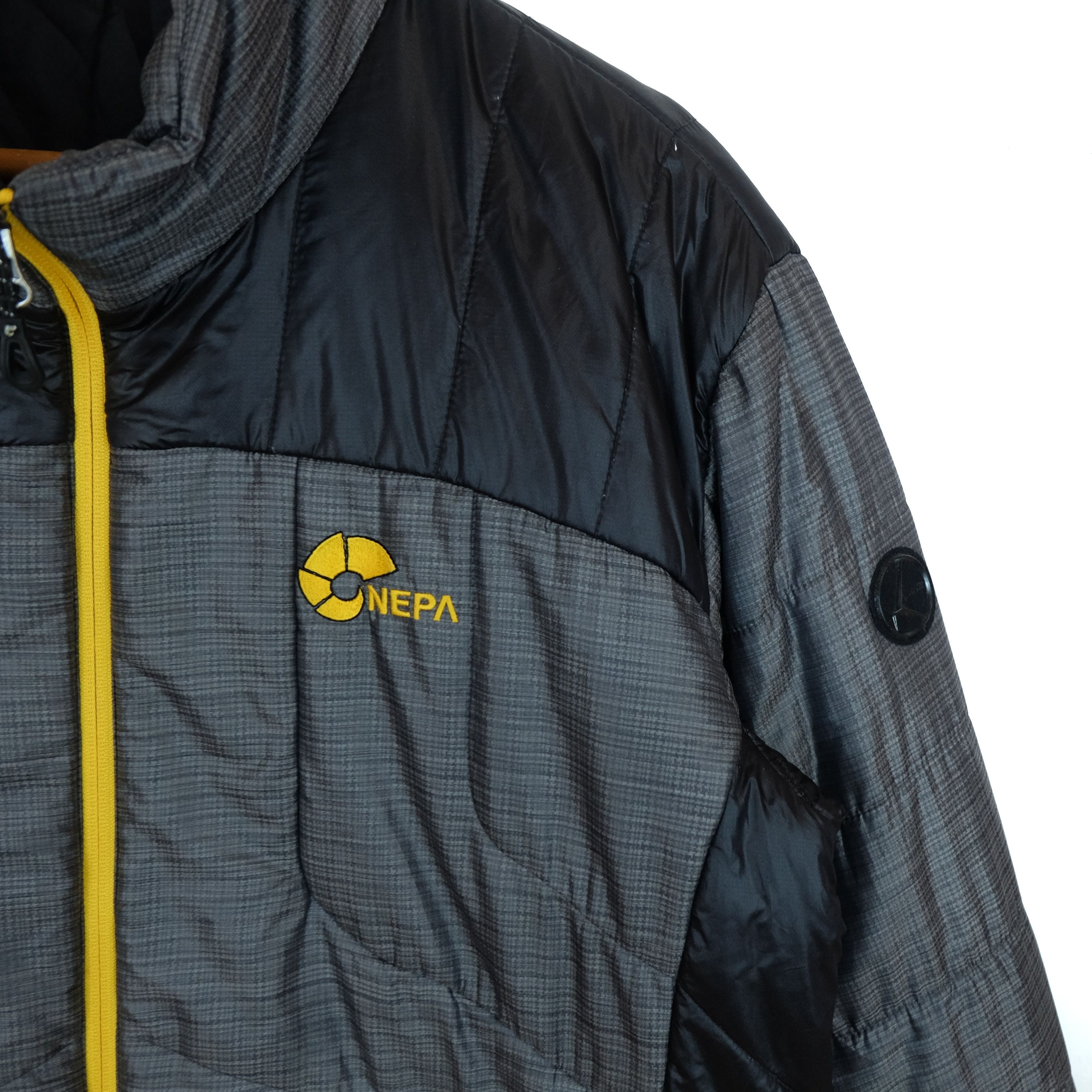Japanese Brand NEPA Mountain Hiking Trekking Annapurna Puffer Jacket Size US L / EU 52-54 / 3 - 5 Thumbnail