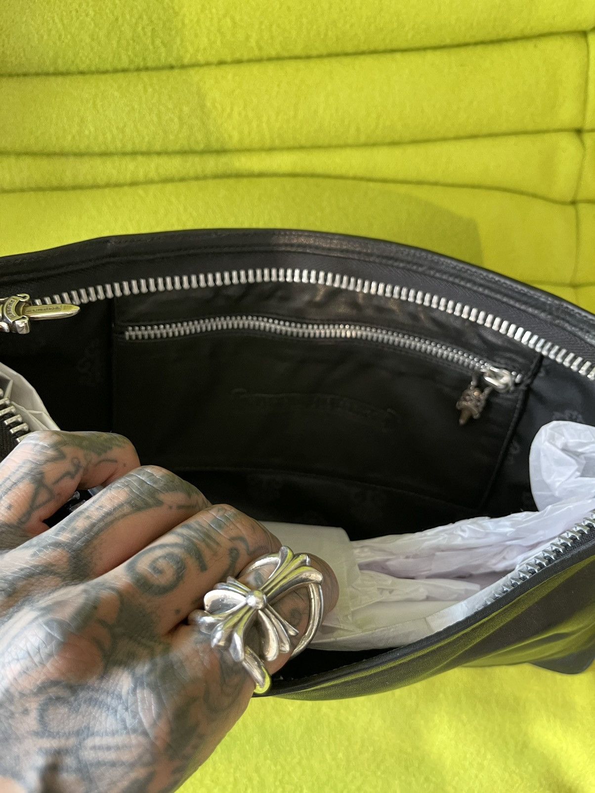 Chrome Hearts Chrome Hearts Custom French “CUNT” Spell Out Bag Leather Size ONE SIZE - 11 Thumbnail