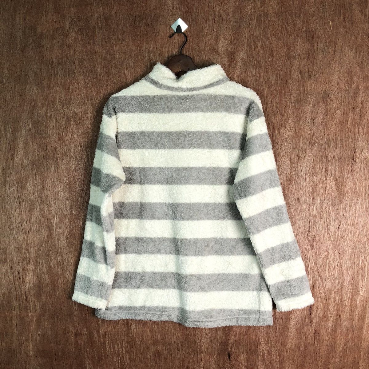 Disney Uniqlo X Pooh Stripe fleece Shaggy Fur Mohair Knitwear#6530 Size US M / EU 48-50 / 2 - 9 Thumbnail
