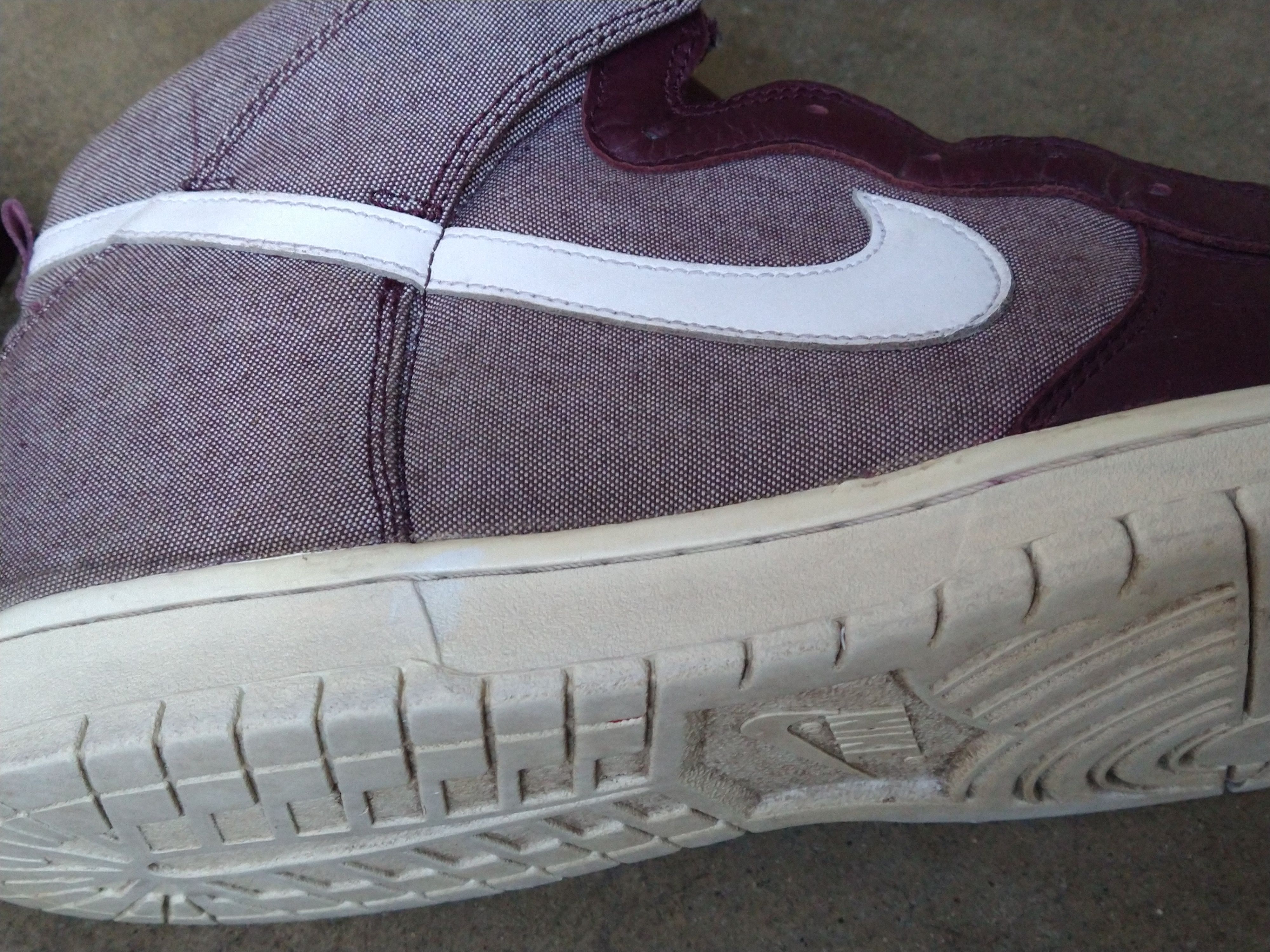 Nike Nike Dunk High Red Burgundy Mahogany Size 12 317982-607 Size US 12 / EU 45 - 11 Thumbnail