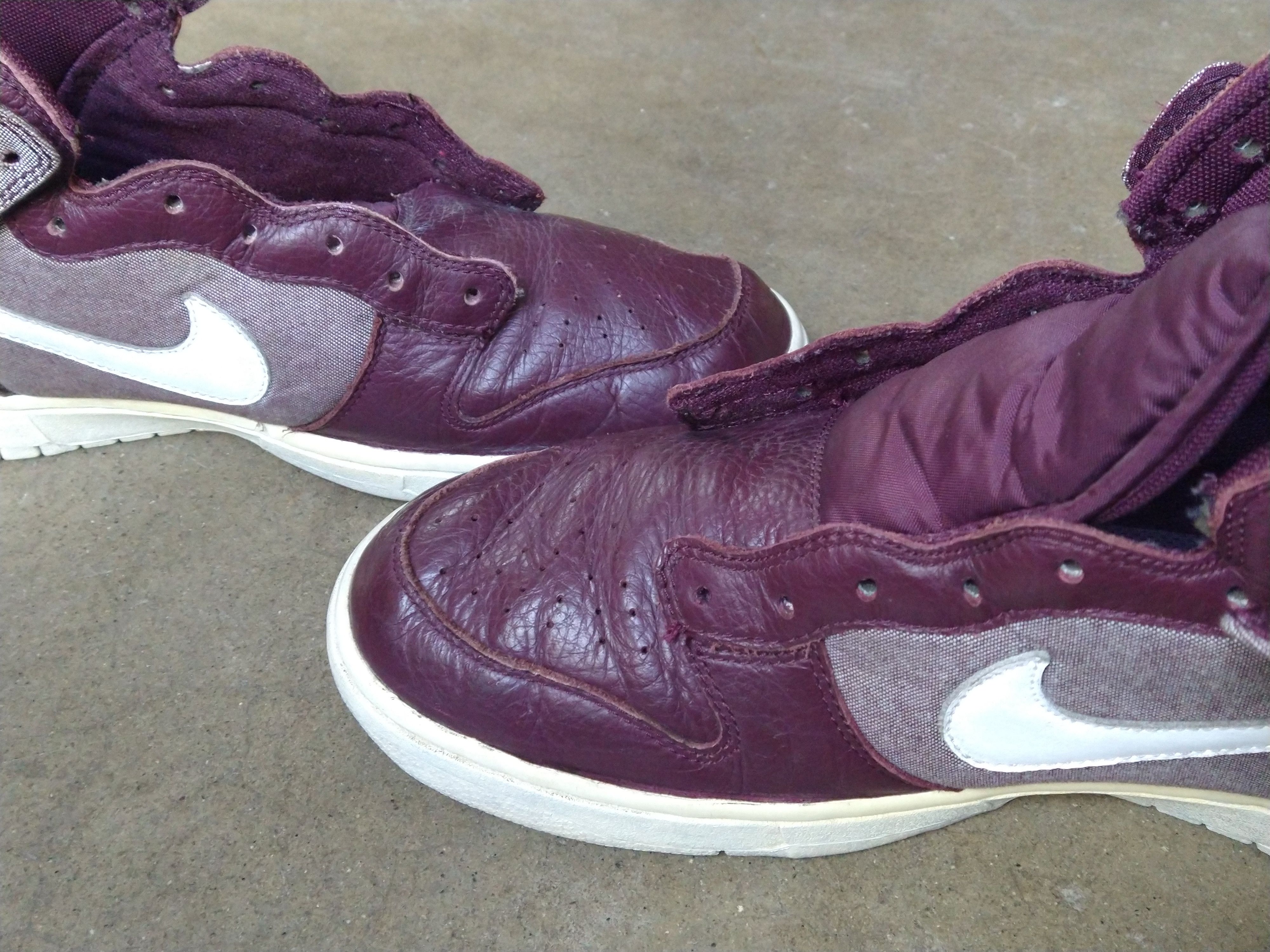 Nike Nike Dunk High Red Burgundy Mahogany Size 12 317982-607 Size US 12 / EU 45 - 9 Thumbnail