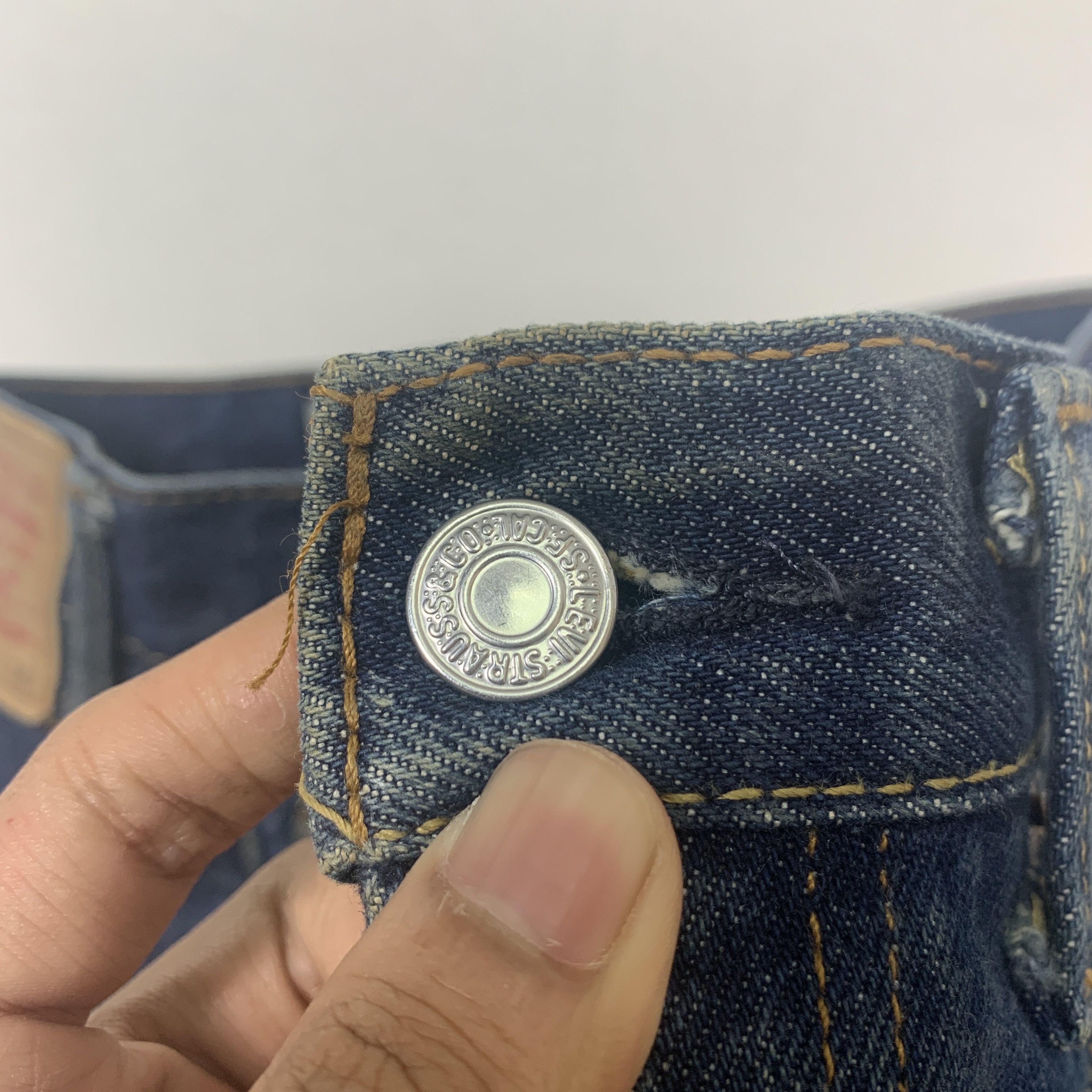 Levi's Vintage LEVI'S 505 Distressed Faded Jeans P0025 Size US 36 / EU 52 - 11 Thumbnail