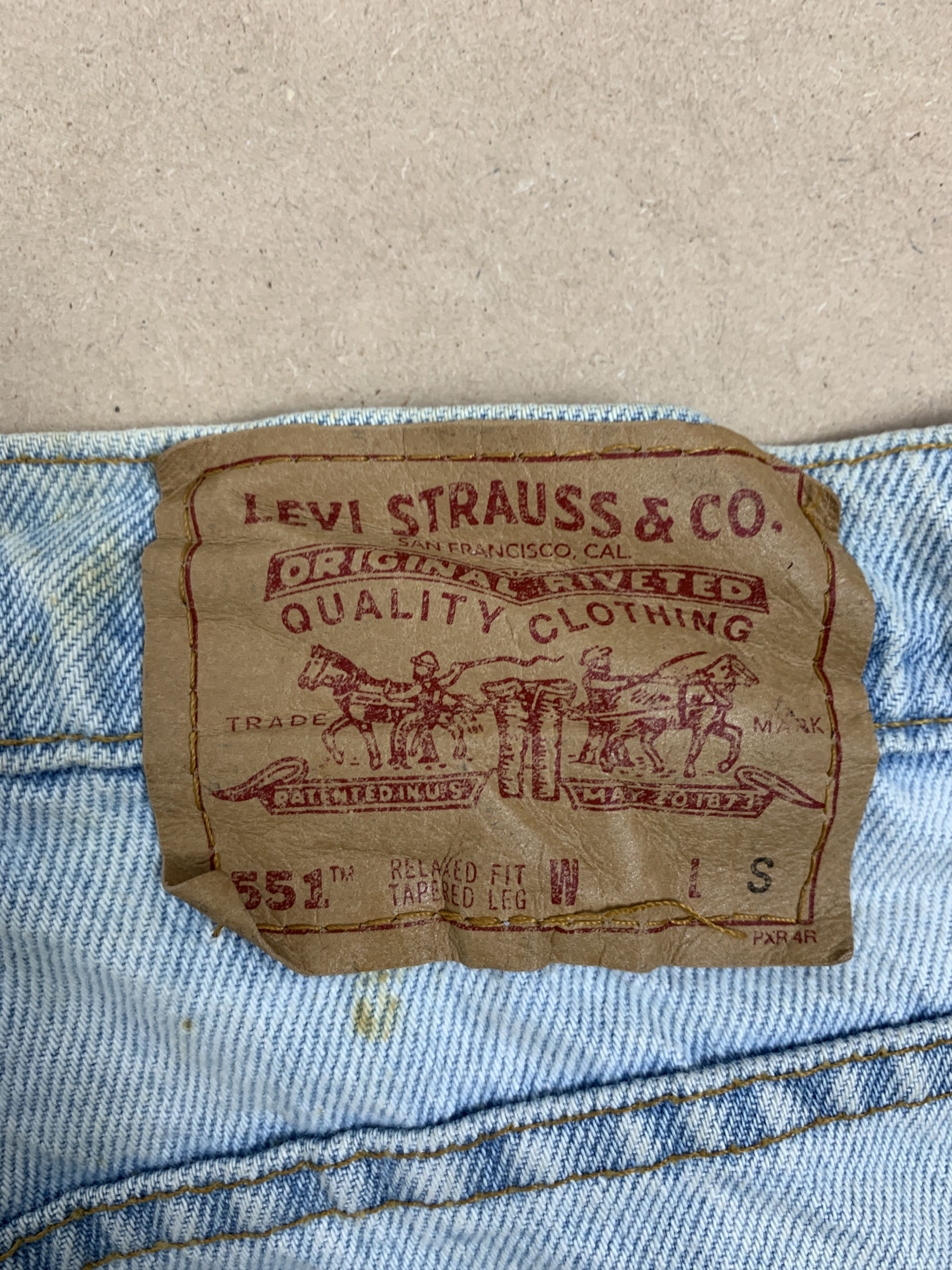 Levi's × Vintage Vintage Levis 551 Straight Cut Stone Wash Jeans Size US 34 / EU 50 - 8 Thumbnail