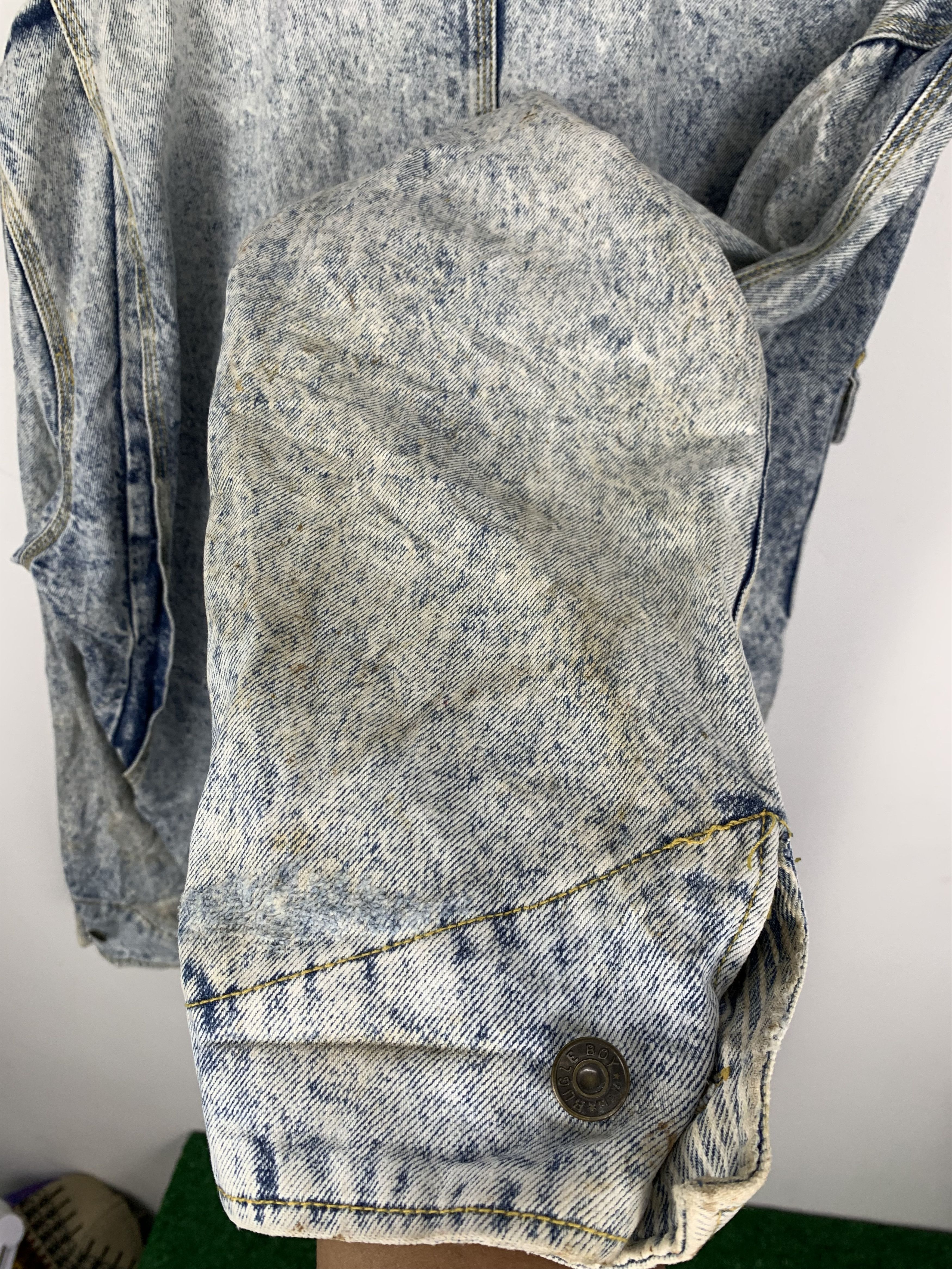 Bugle Boy Vintage BUGLE BOY Distressed Acid Wash Denim Jacket J0625 Size US L / EU 52-54 / 3 - 16 Thumbnail
