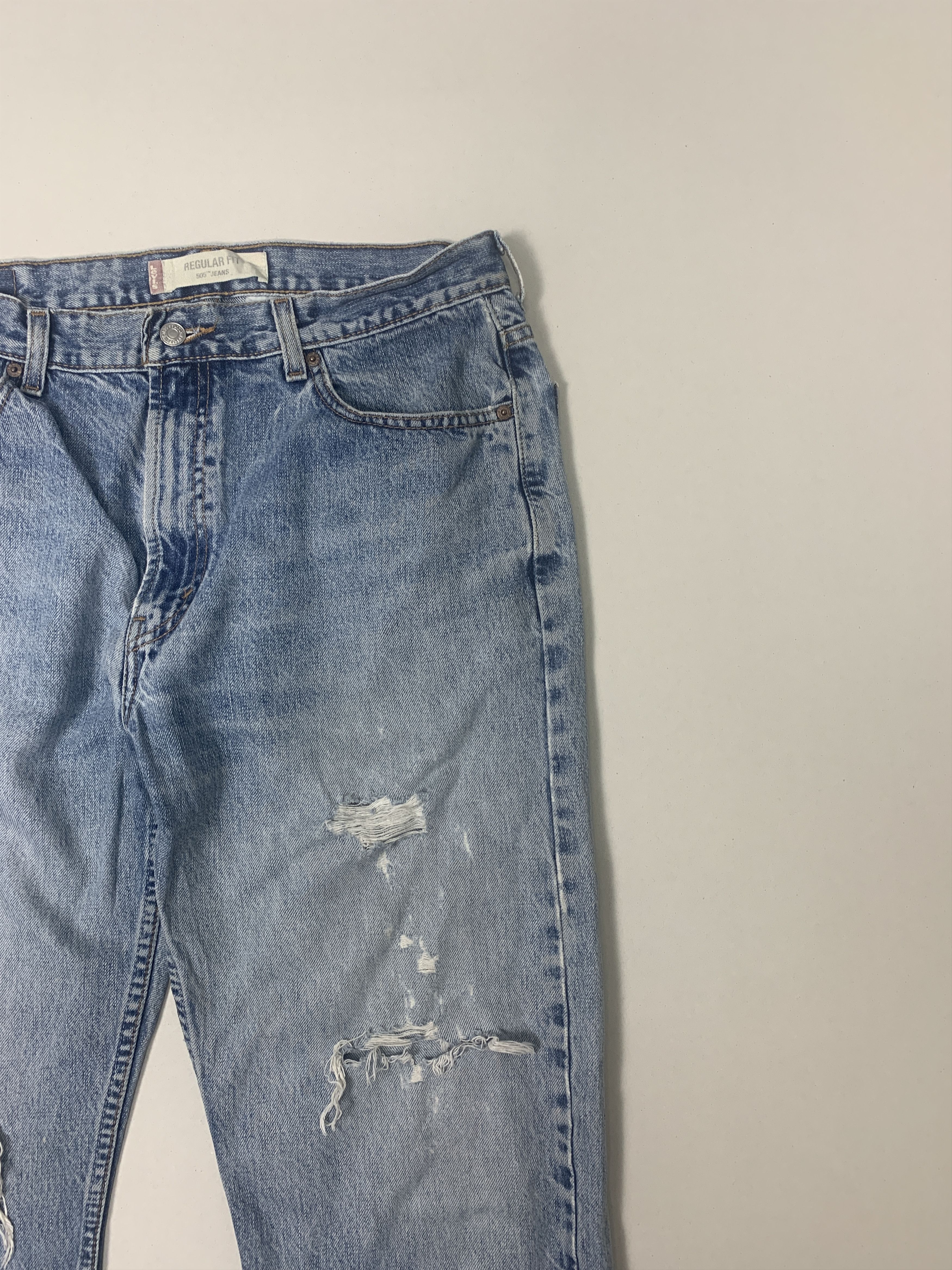 Levi's × Vintage Vintage LEVI'S 505 Distressed Faded Straight Cut Mid Wash Size US 34 / EU 50 - 3 Thumbnail