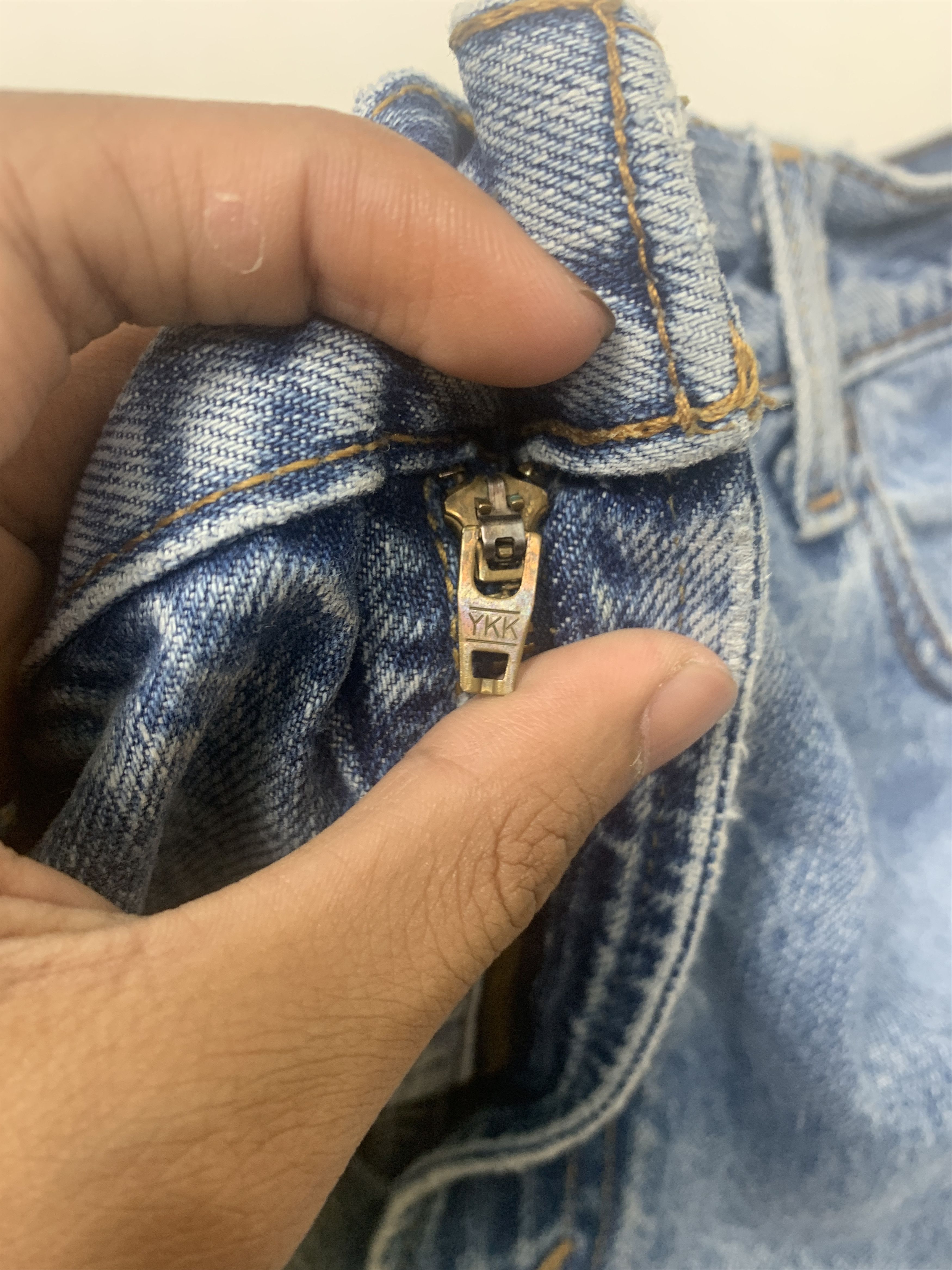 Levi's × Vintage Vintage LEVI'S 505 Distressed Faded Straight Cut Mid Wash Size US 34 / EU 50 - 12 Thumbnail