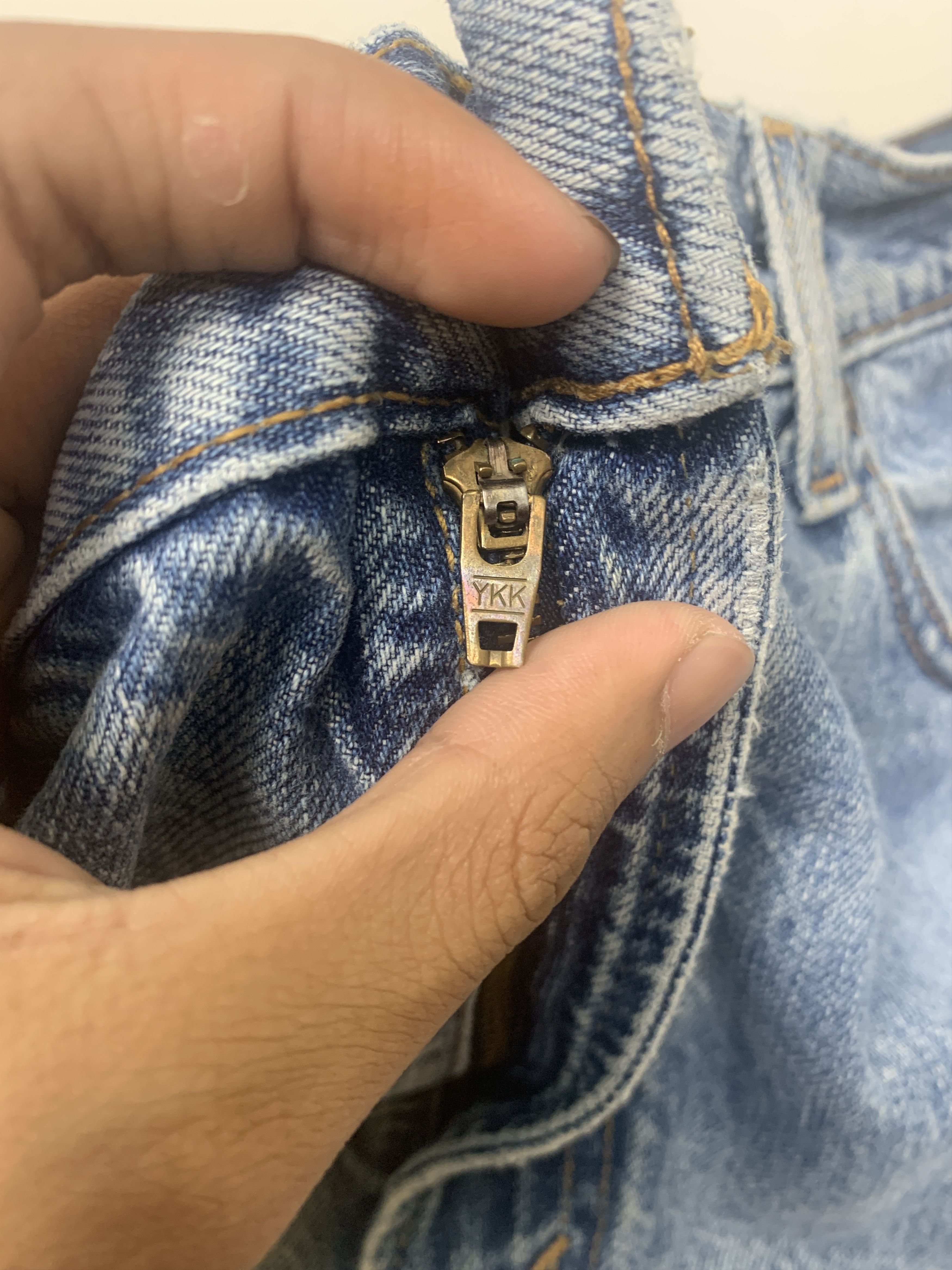 Levi's × Vintage Vintage LEVI'S 505 Distressed Faded Straight Cut Mid Wash Size US 34 / EU 50 - 11 Thumbnail