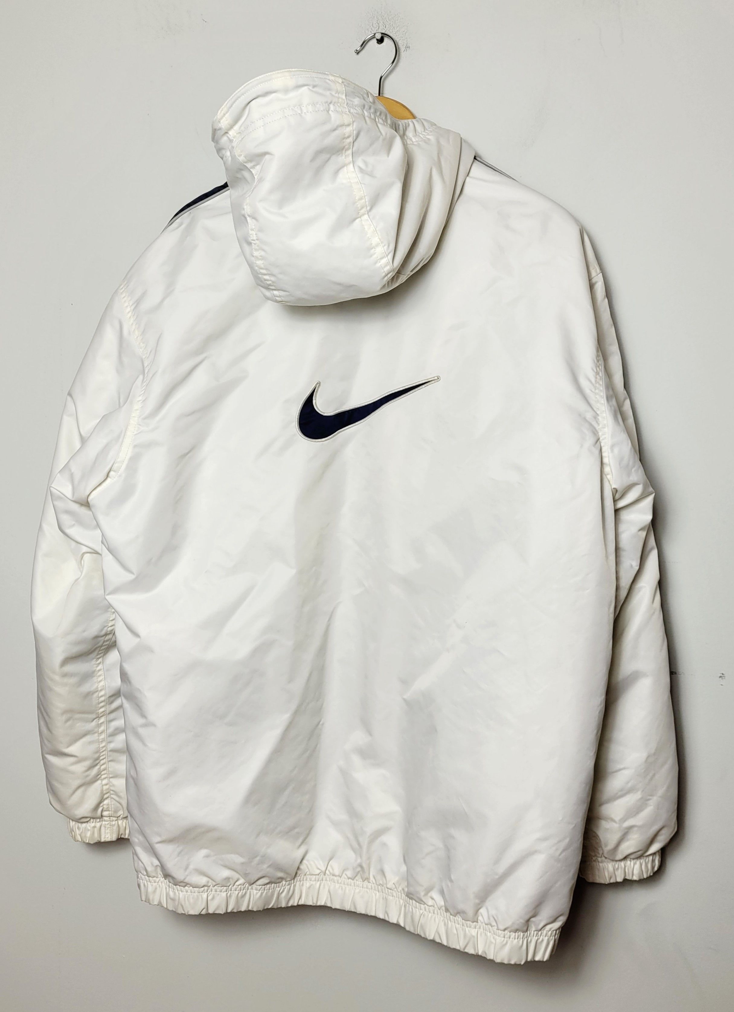 Nike Nike vintage y2k silver tag 2000 big swoosh jacket Size US L / EU 52-54 / 3 - 1 Thumbnail