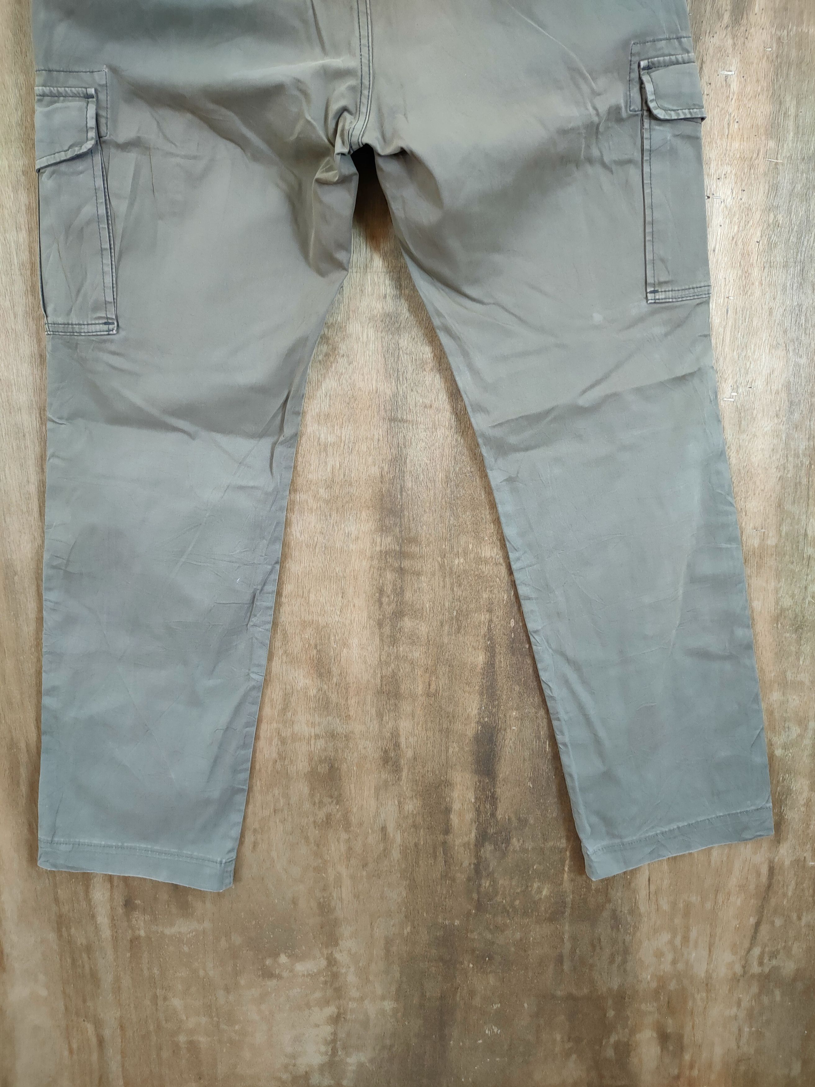 Japanese Brand × Uniqlo Uniqlo multipocket tactical cargo pants #46-699 Size US 30 / EU 46 - 6 Thumbnail