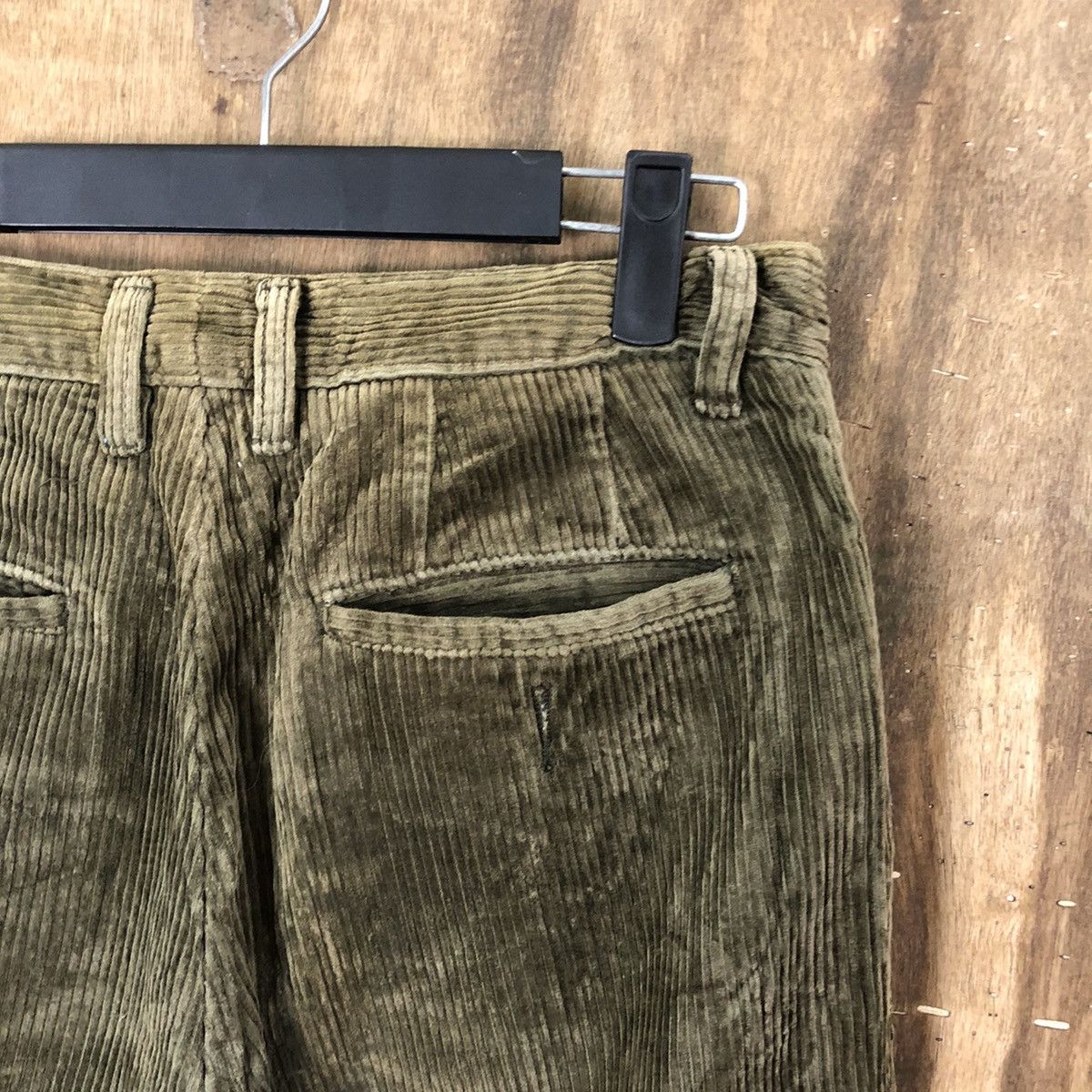 Uniqlo Uniqlo Green corduroy vintage Casual pants #6303 Size US 28 / EU 44 - 8 Thumbnail