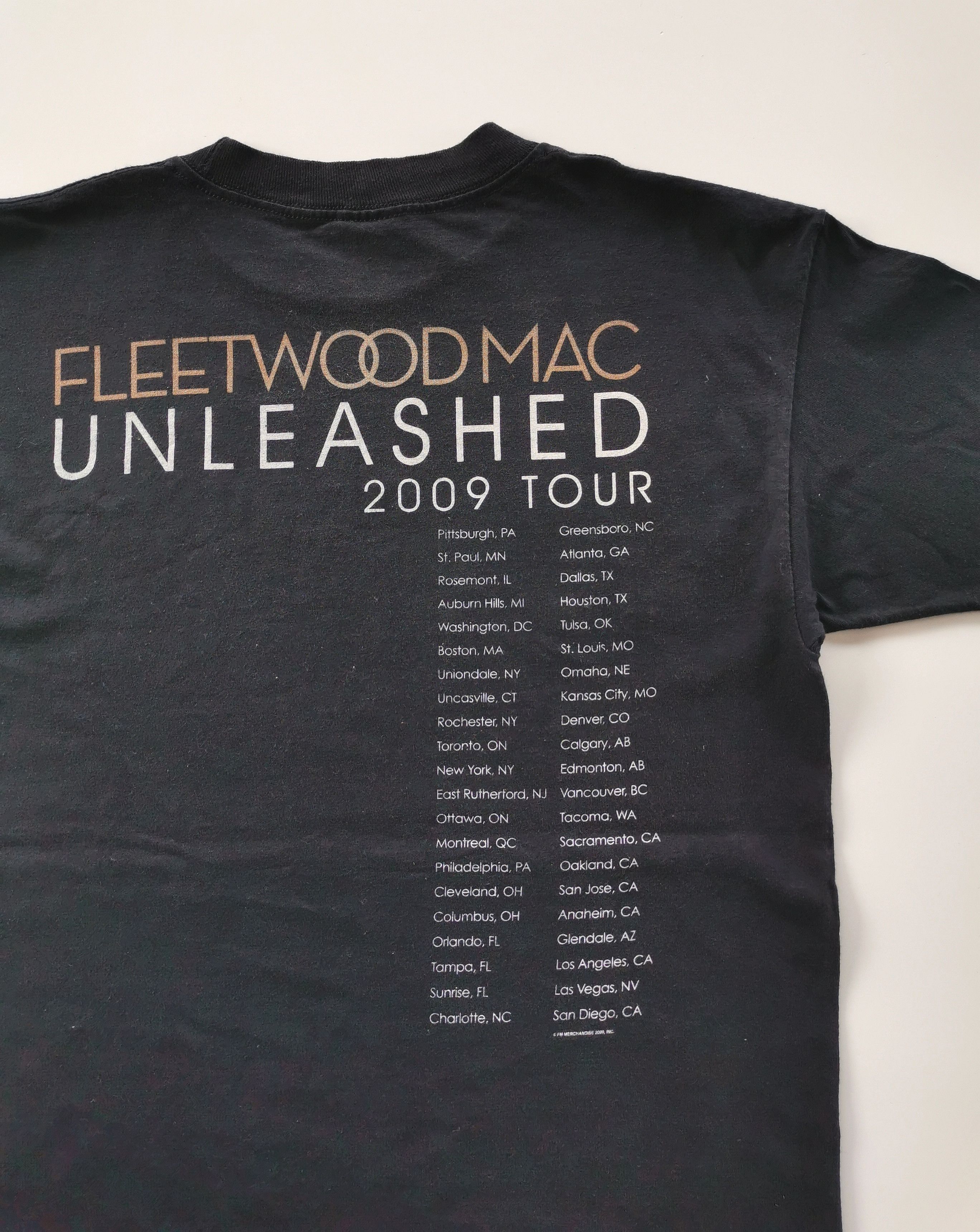 Band Tees Vintage Fleetwood Mac 2009 Unleashed Tour Shirt Size US M / EU 48-50 / 2 - 6 Thumbnail