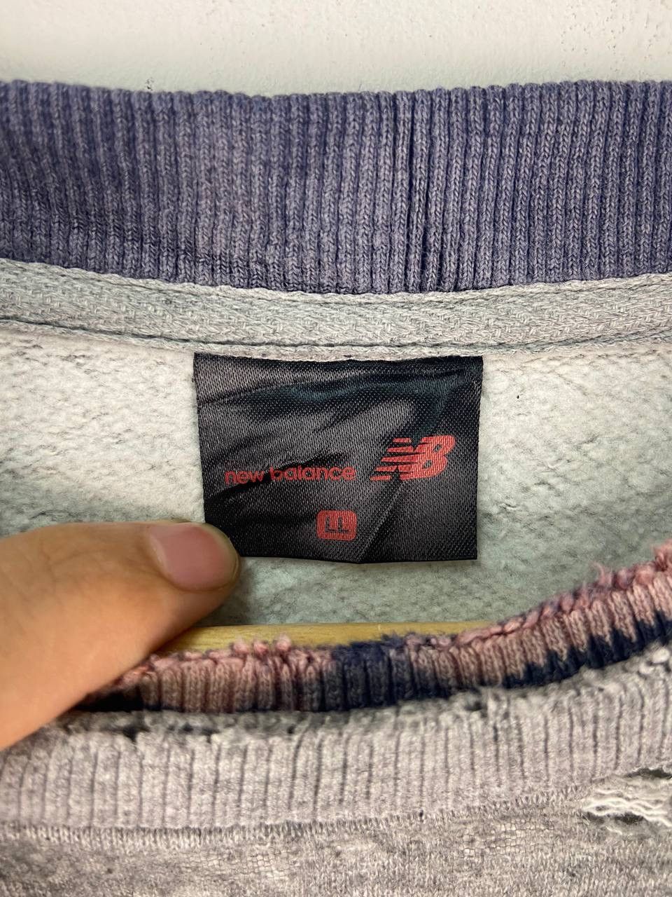 New Balance THRASHED Vintage Distressed New Balance Crewneck Sweatshirt Size US L / EU 52-54 / 3 - 4 Thumbnail