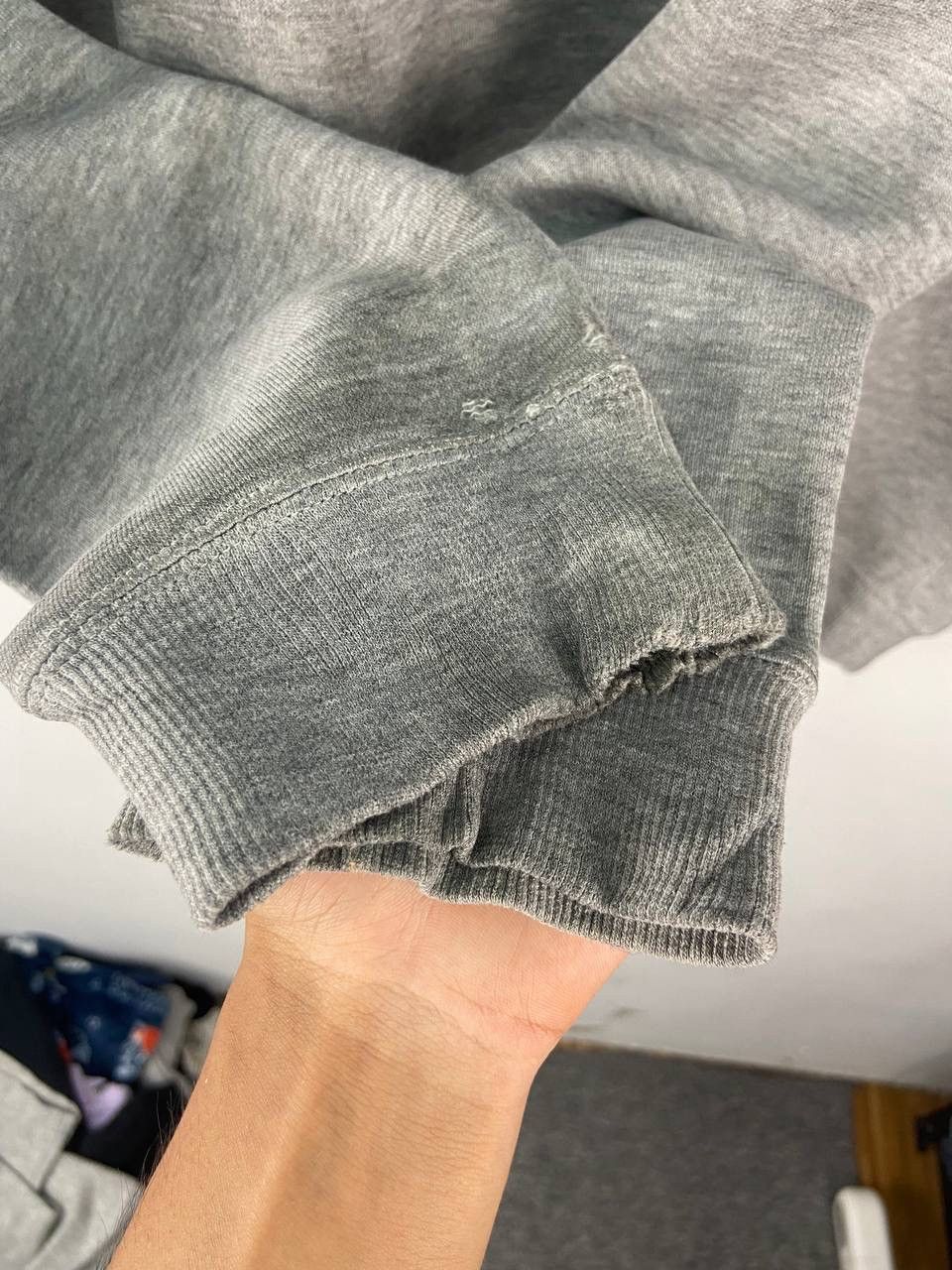 New Balance THRASHED Vintage Distressed New Balance Crewneck Sweatshirt Size US L / EU 52-54 / 3 - 10 Thumbnail