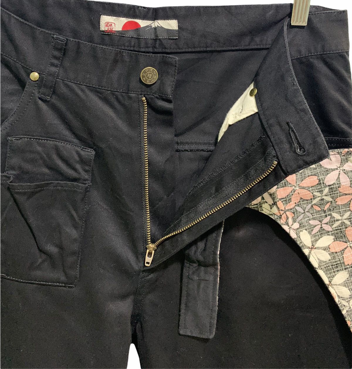 Japanese Brand Avant-garde Gemstone Multiple Pocket Pants Size US 32 / EU 48 - 15 Thumbnail