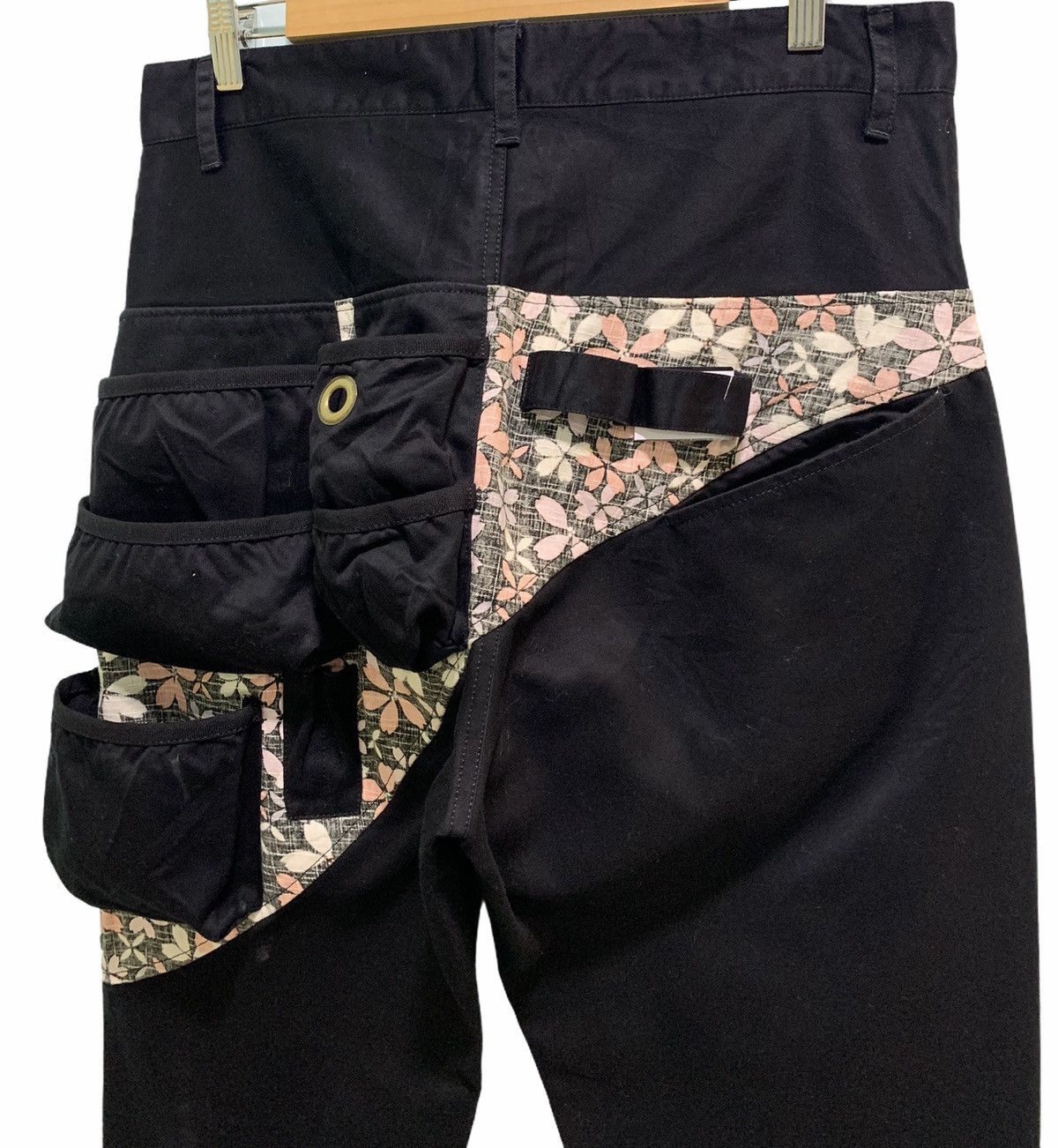 Japanese Brand Avant-garde Gemstone Multiple Pocket Pants Size US 32 / EU 48 - 3 Thumbnail