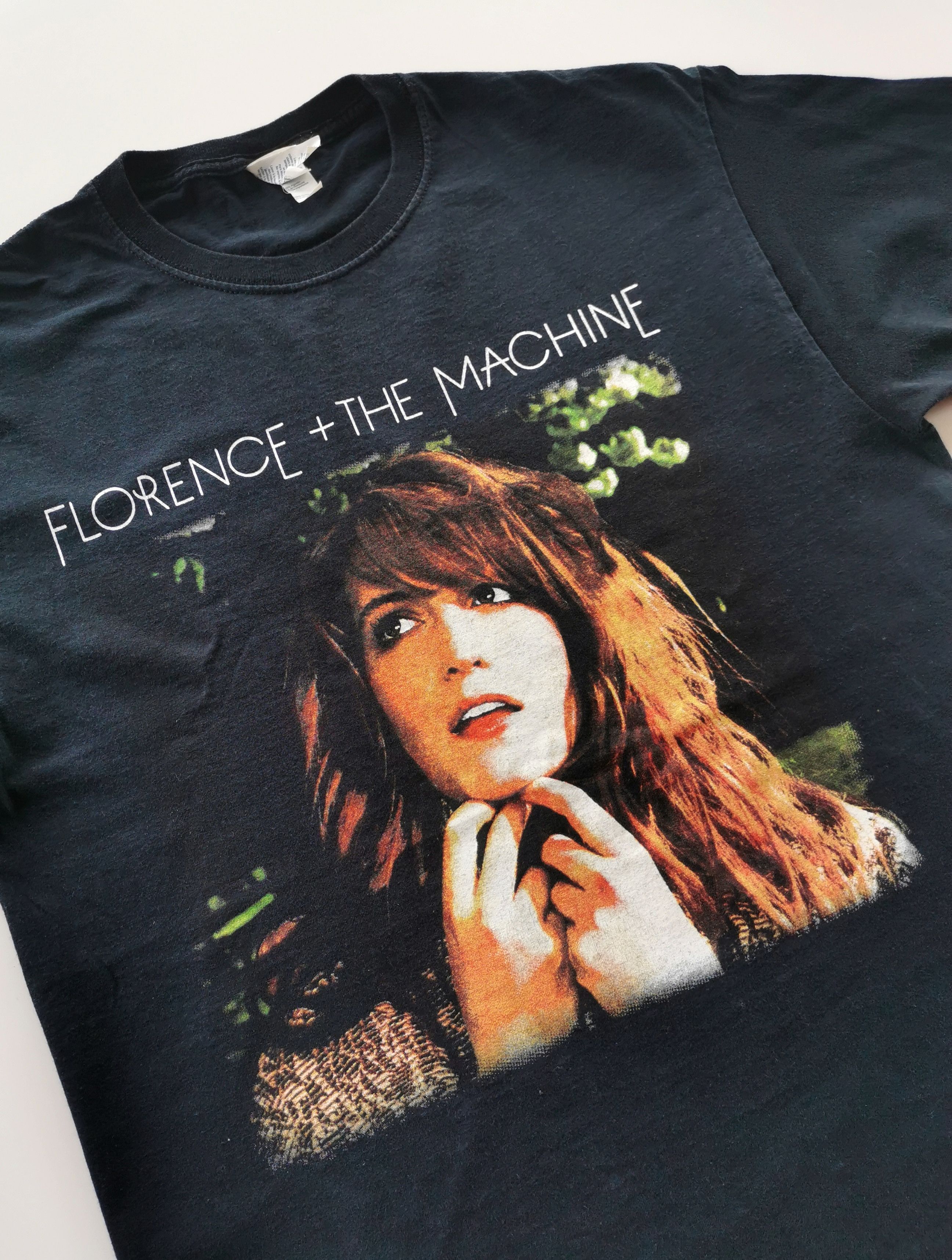 Band Tees Florence And The Machine Band Tshirt Size US M / EU 48-50 / 2 - 3 Thumbnail