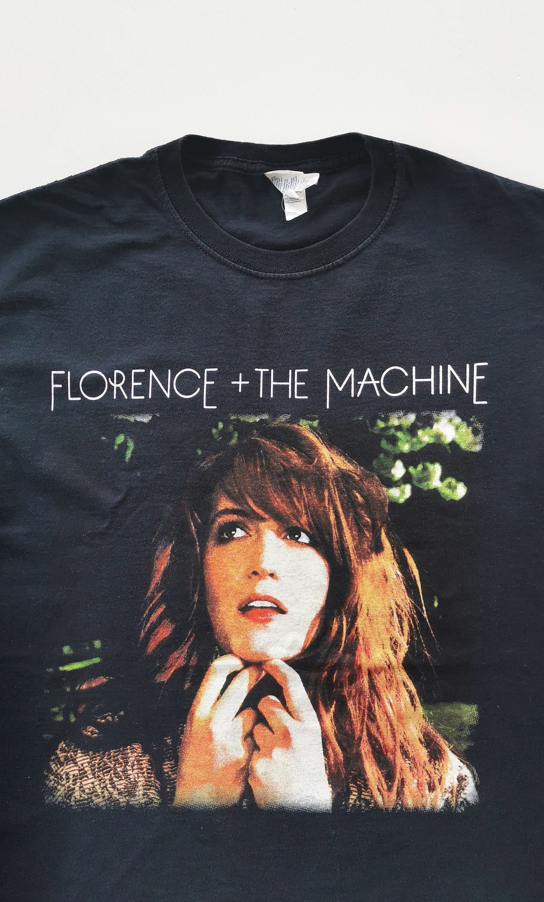 Band Tees Florence And The Machine Band Tshirt Size US M / EU 48-50 / 2 - 5 Thumbnail