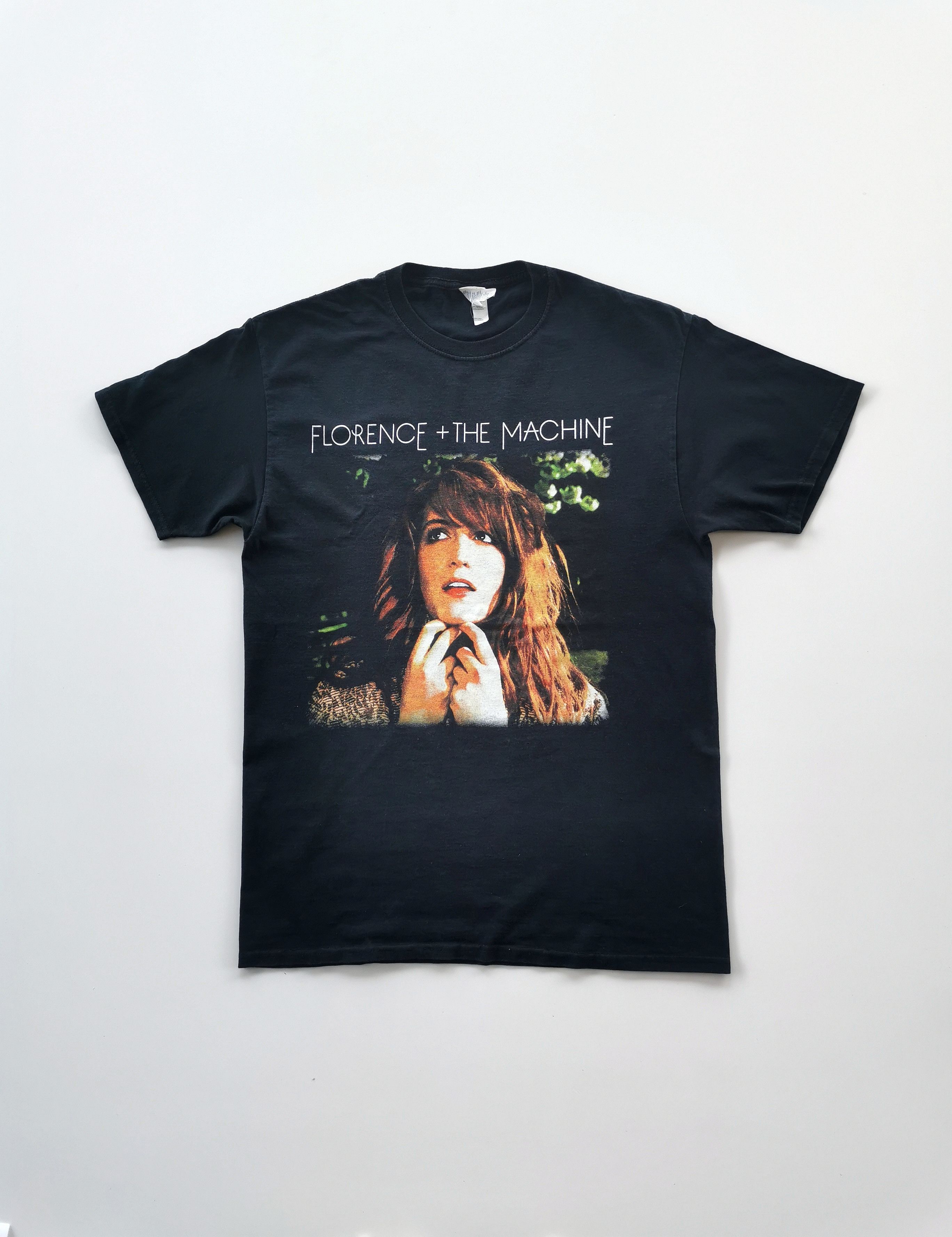 Band Tees Florence And The Machine Band Tshirt Size US M / EU 48-50 / 2 - 2 Thumbnail