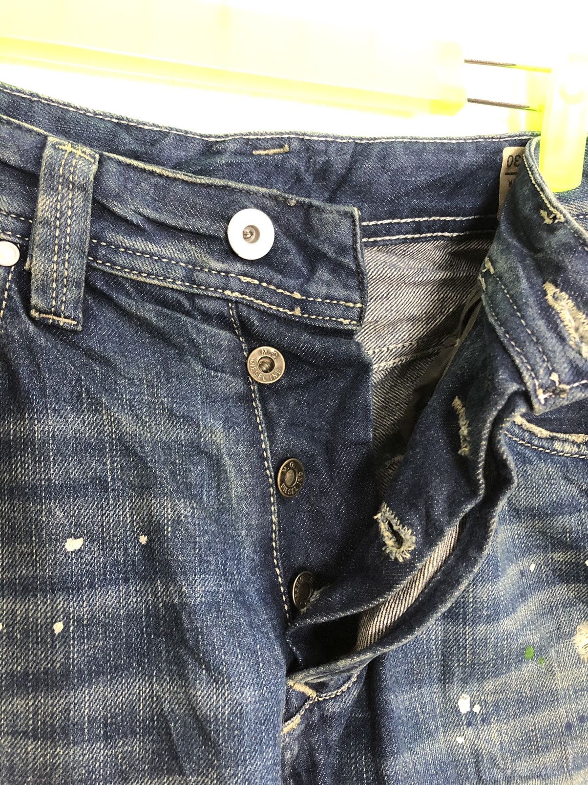 Diesel Vintage Diesel Larkee T DNA Dirty New Age Made in Italy Size US 30 / EU 46 - 3 Thumbnail