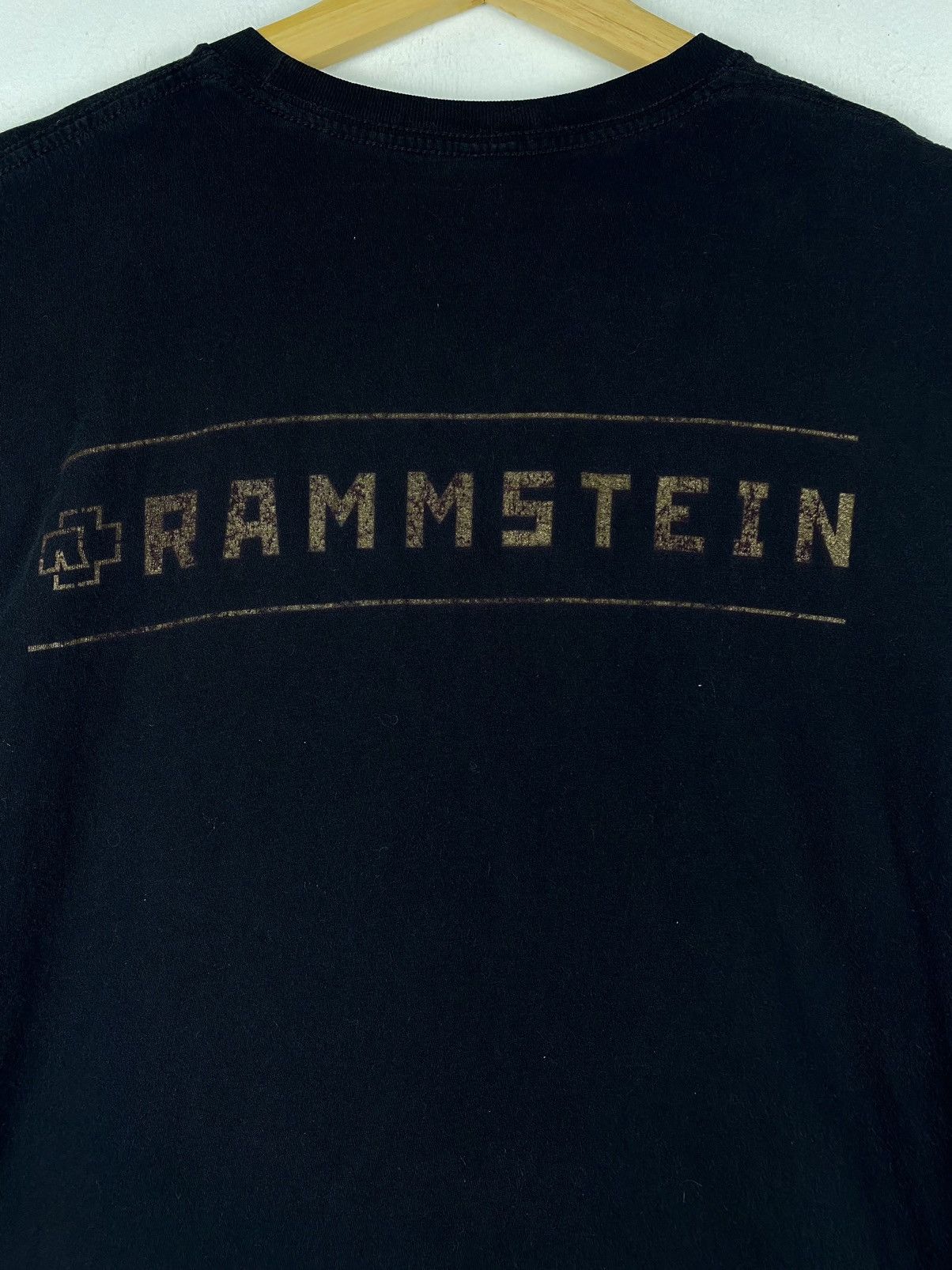 SHOOT 🔥 Vintage 2000s Rammstein Metal Tee T Shirt
