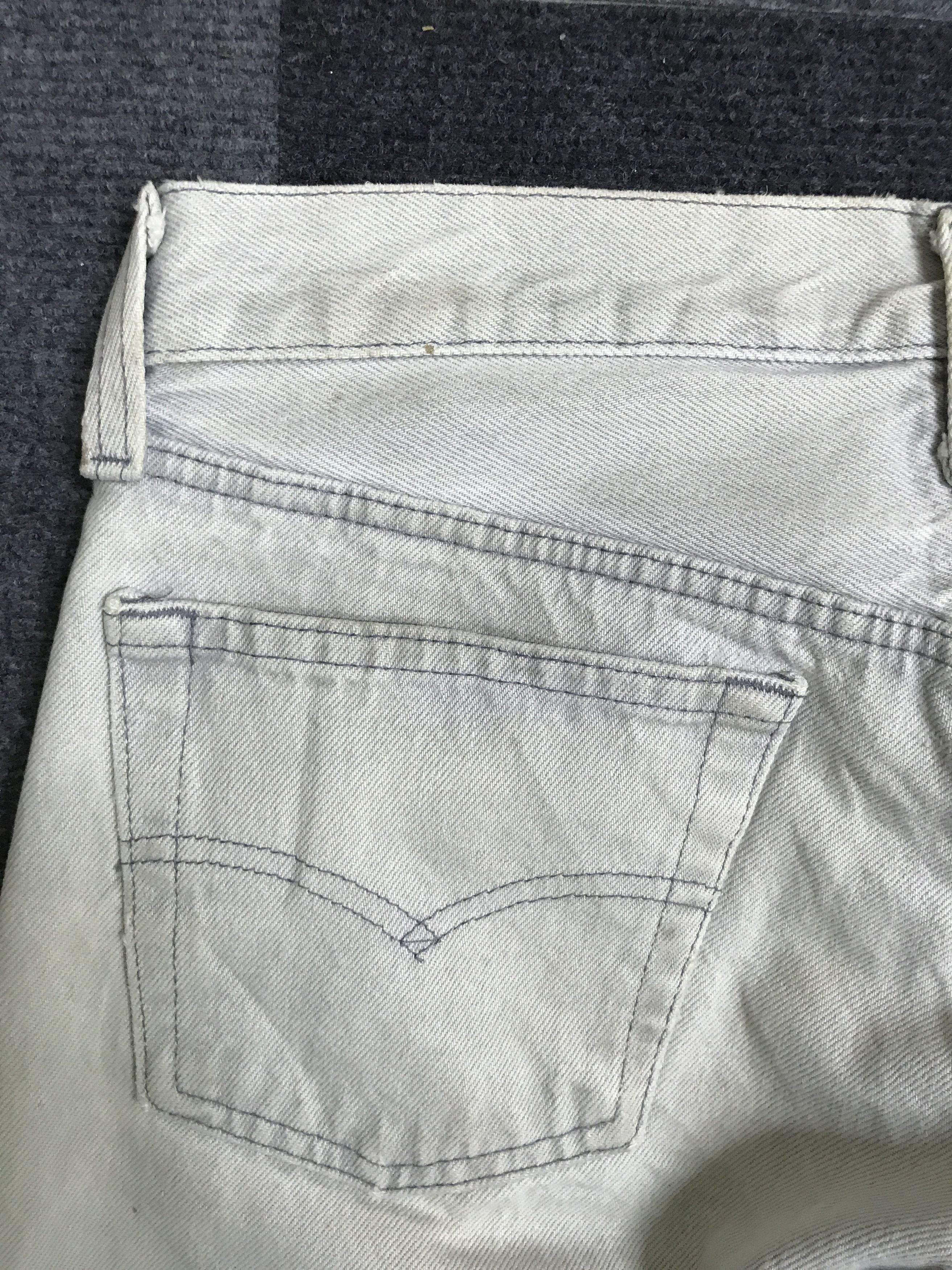Levi's × Vintage VL169- Vintage Levis 501 Rare Charcoal Grey Wash Dirty Jeans Size US 27 - 23 Thumbnail