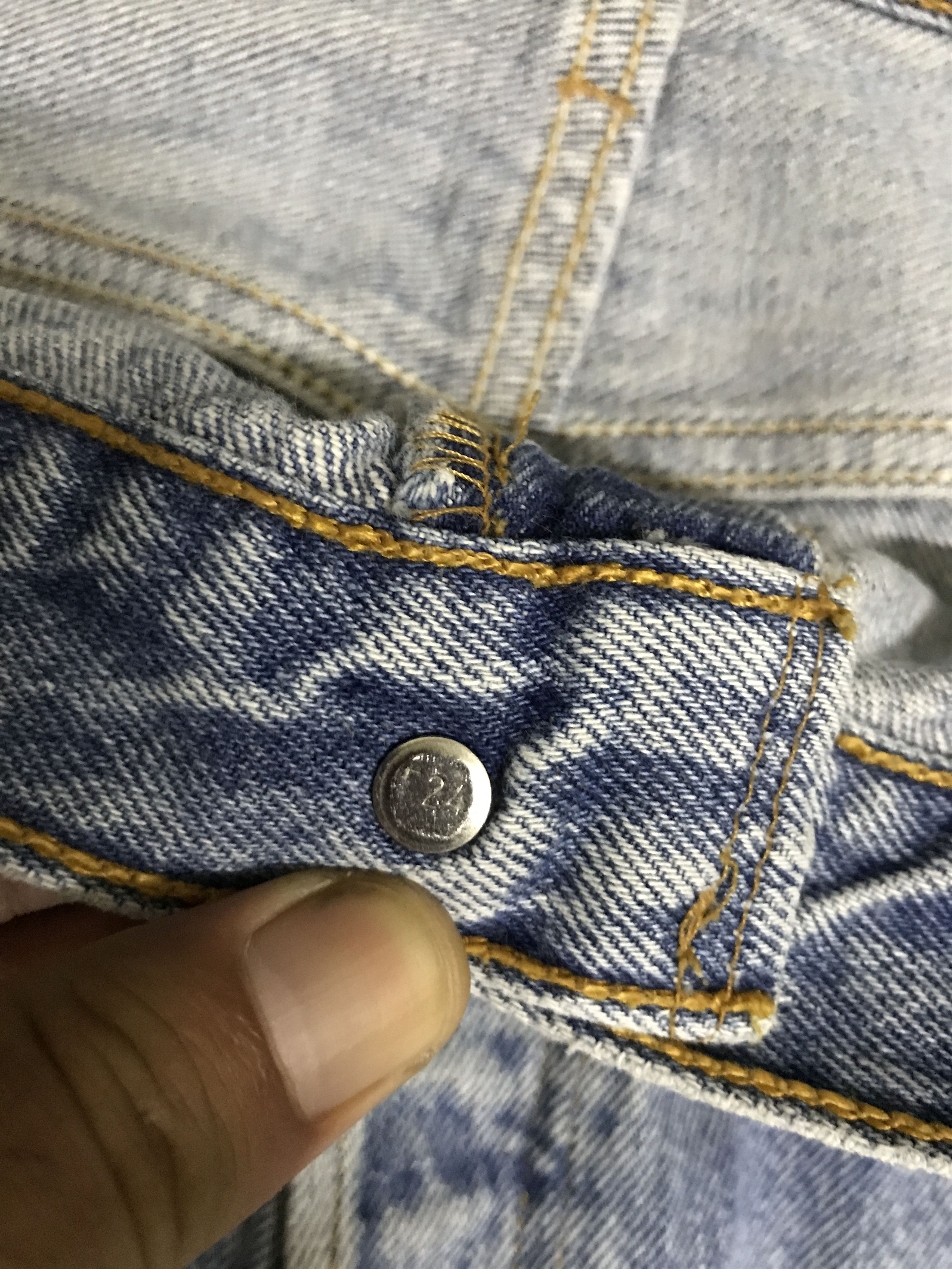 Levi's VL148-Vintage Levis 501xx Distreesed Light Wash Jeans Size US 34 / EU 50 - 8 Thumbnail