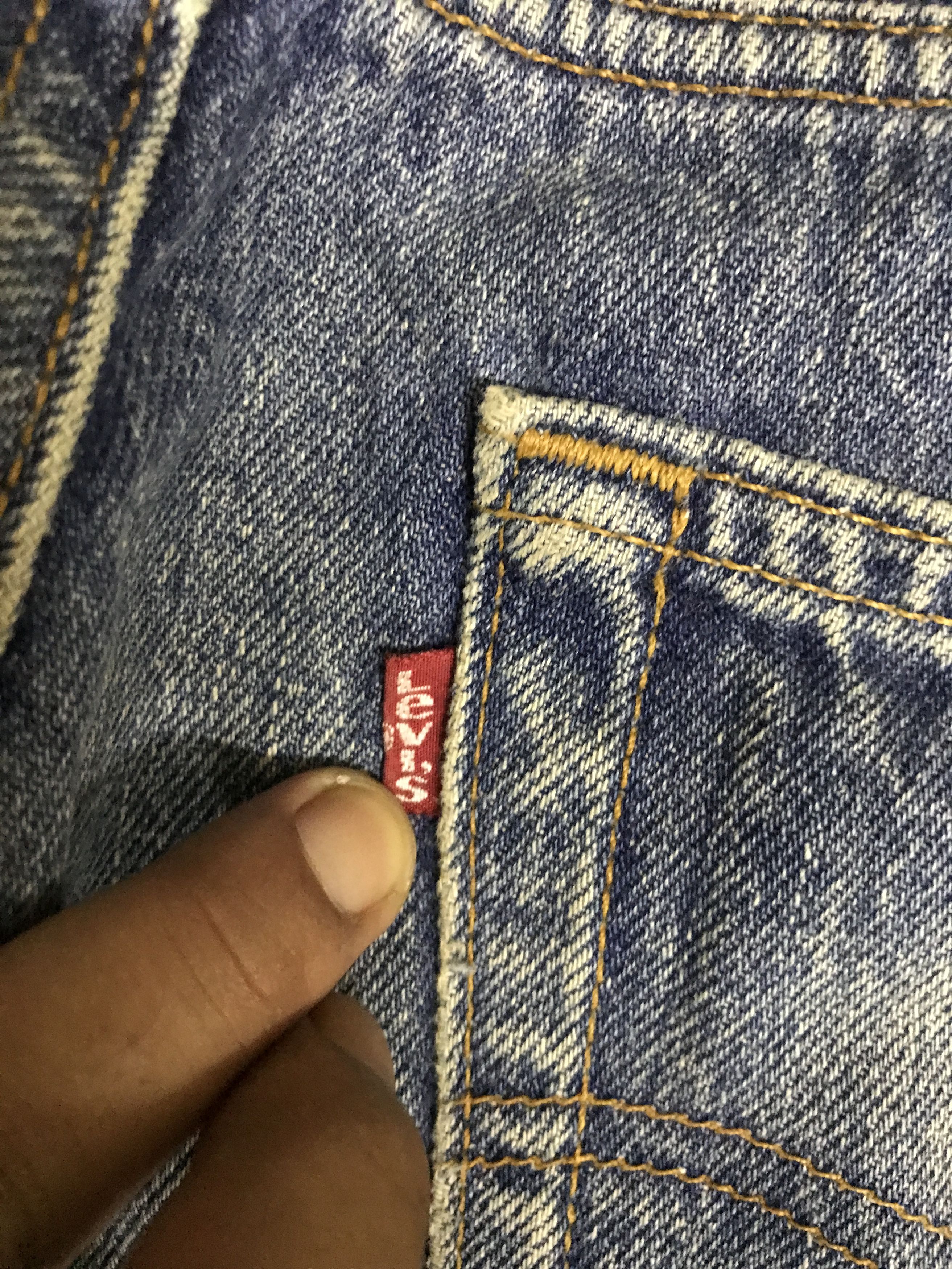 Levi's VL150- Vintage Levis 501 Medium wash Jeans Size US 33 - 12 Thumbnail