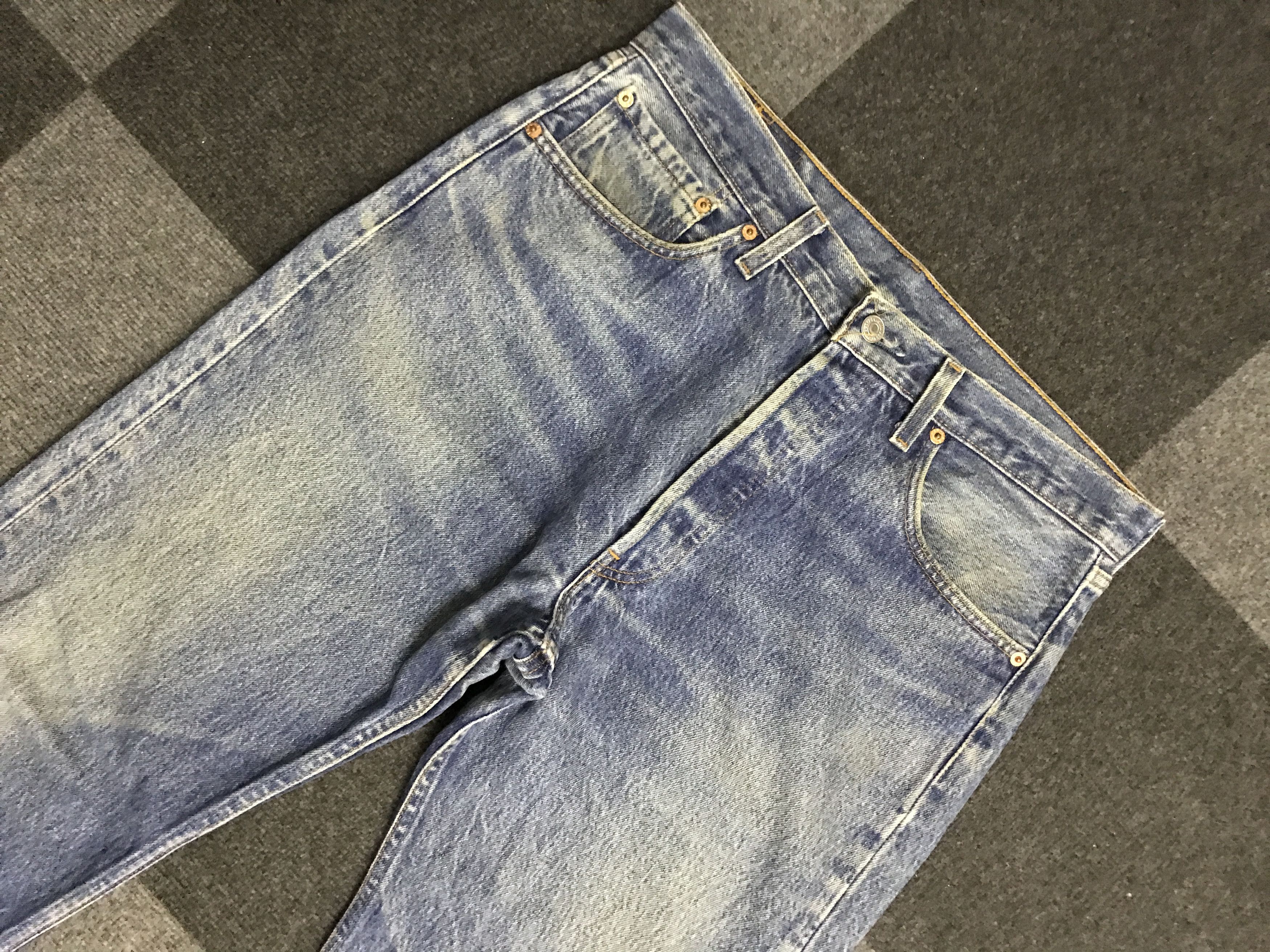 Levi's VL150- Vintage Levis 501 Medium wash Jeans Size US 33 - 2 Thumbnail