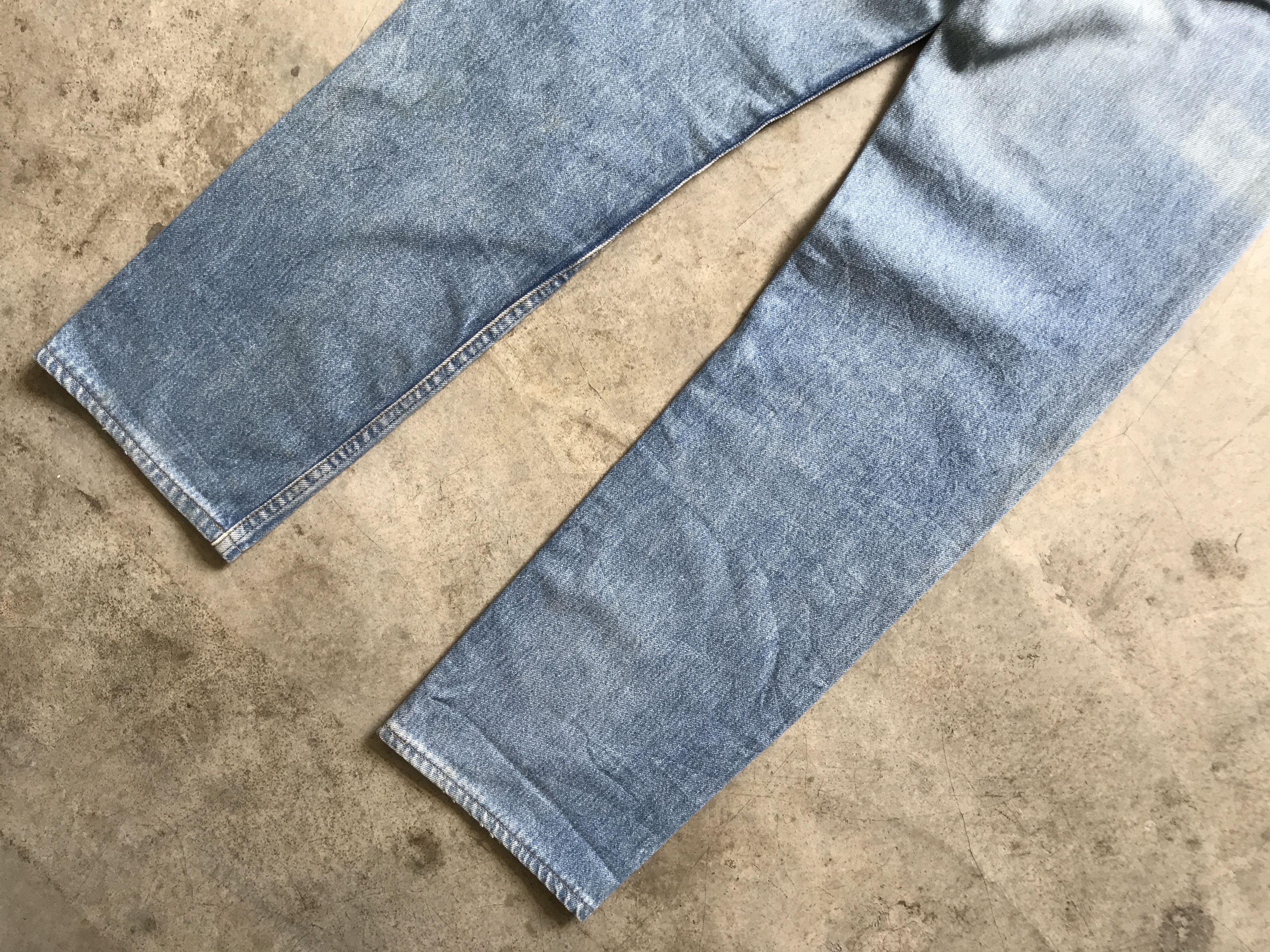 Levi's VLEV67 - Vintage Levis 501xx Light Wash Jeans Size US 28 / EU 44 - 11 Thumbnail