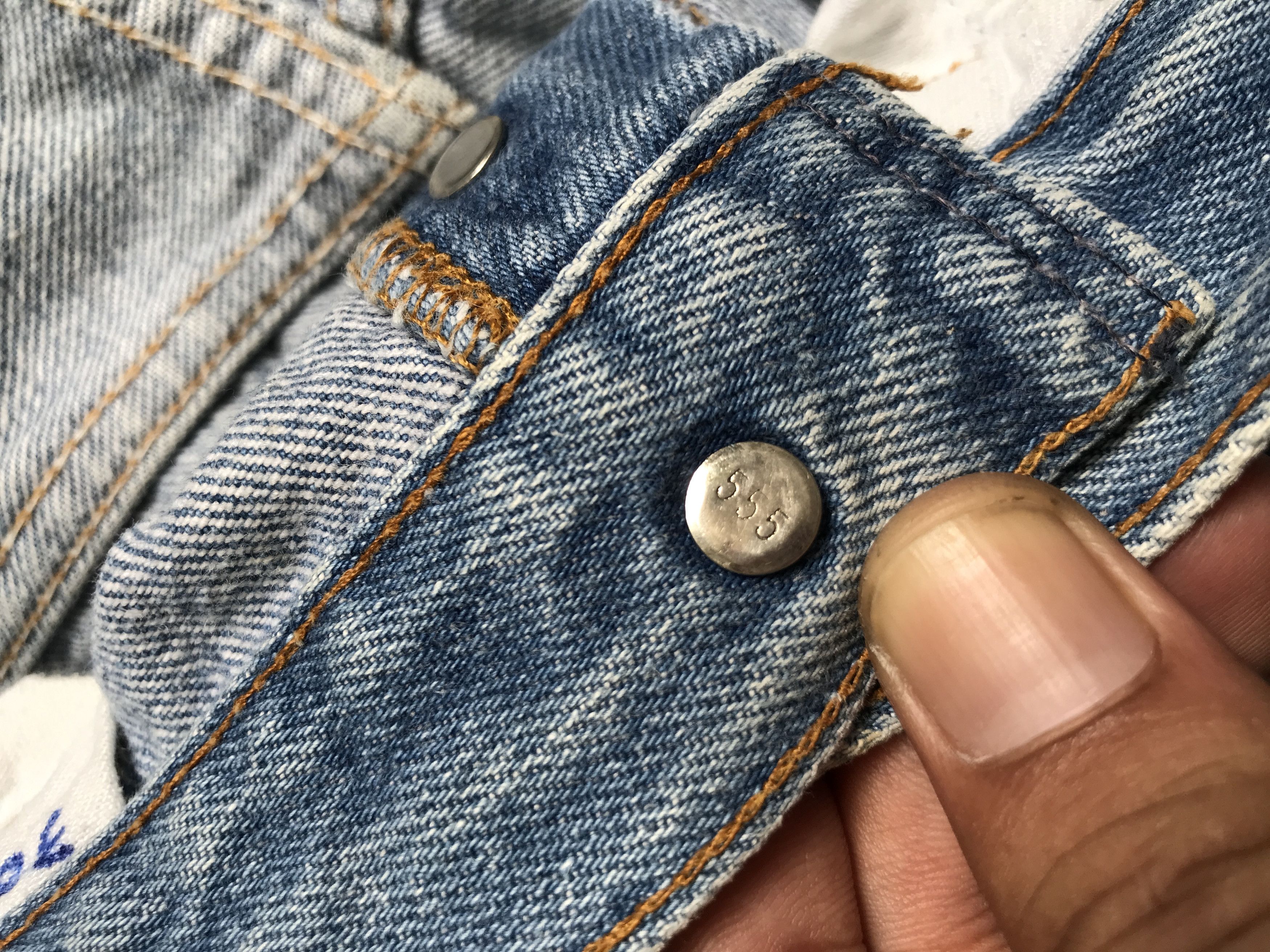 Levi's VLEV67 - Vintage Levis 501xx Light Wash Jeans Size US 28 / EU 44 - 7 Thumbnail