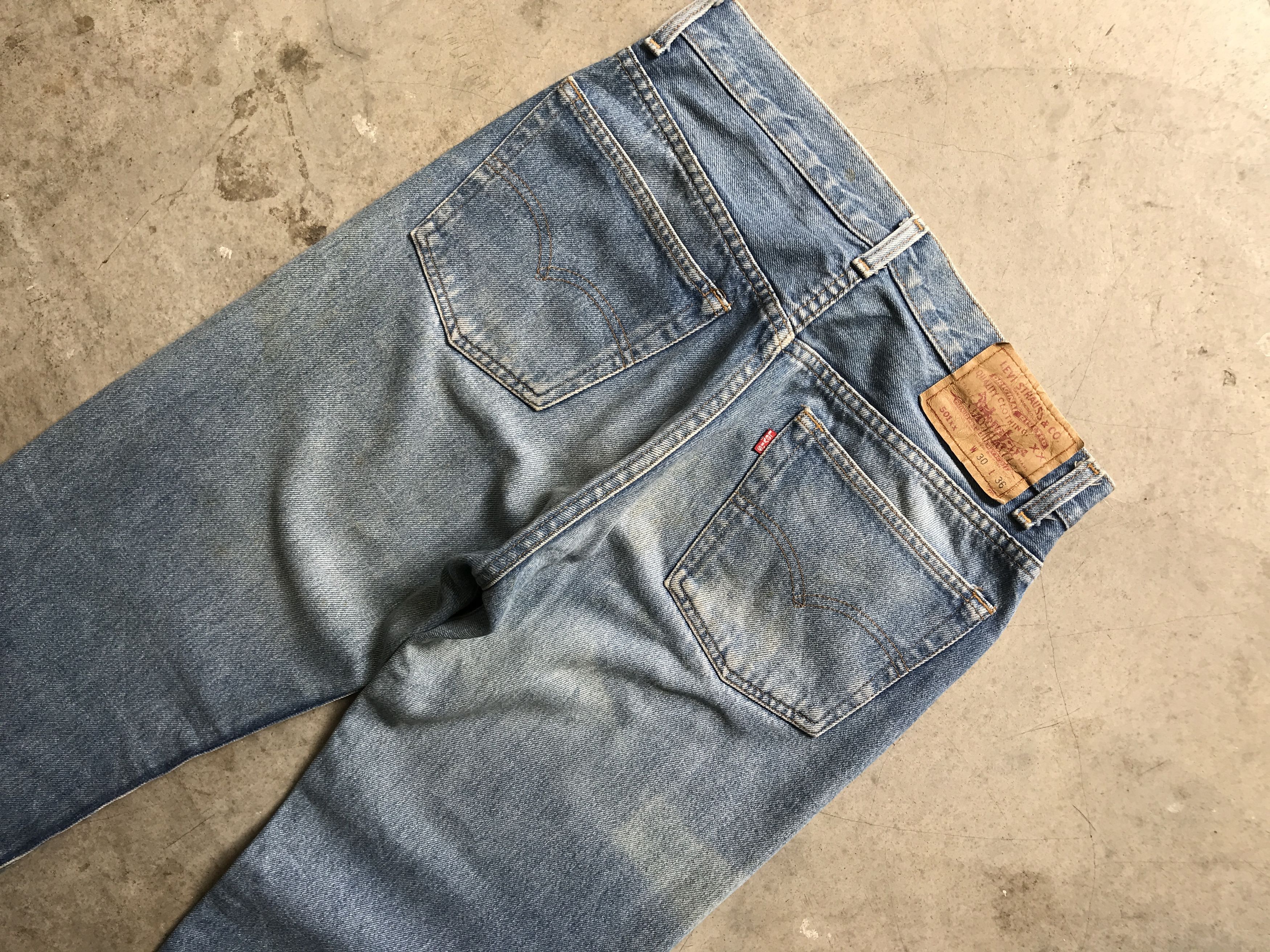 Levi's VLEV67 - Vintage Levis 501xx Light Wash Jeans Size US 28 / EU 44 - 10 Thumbnail