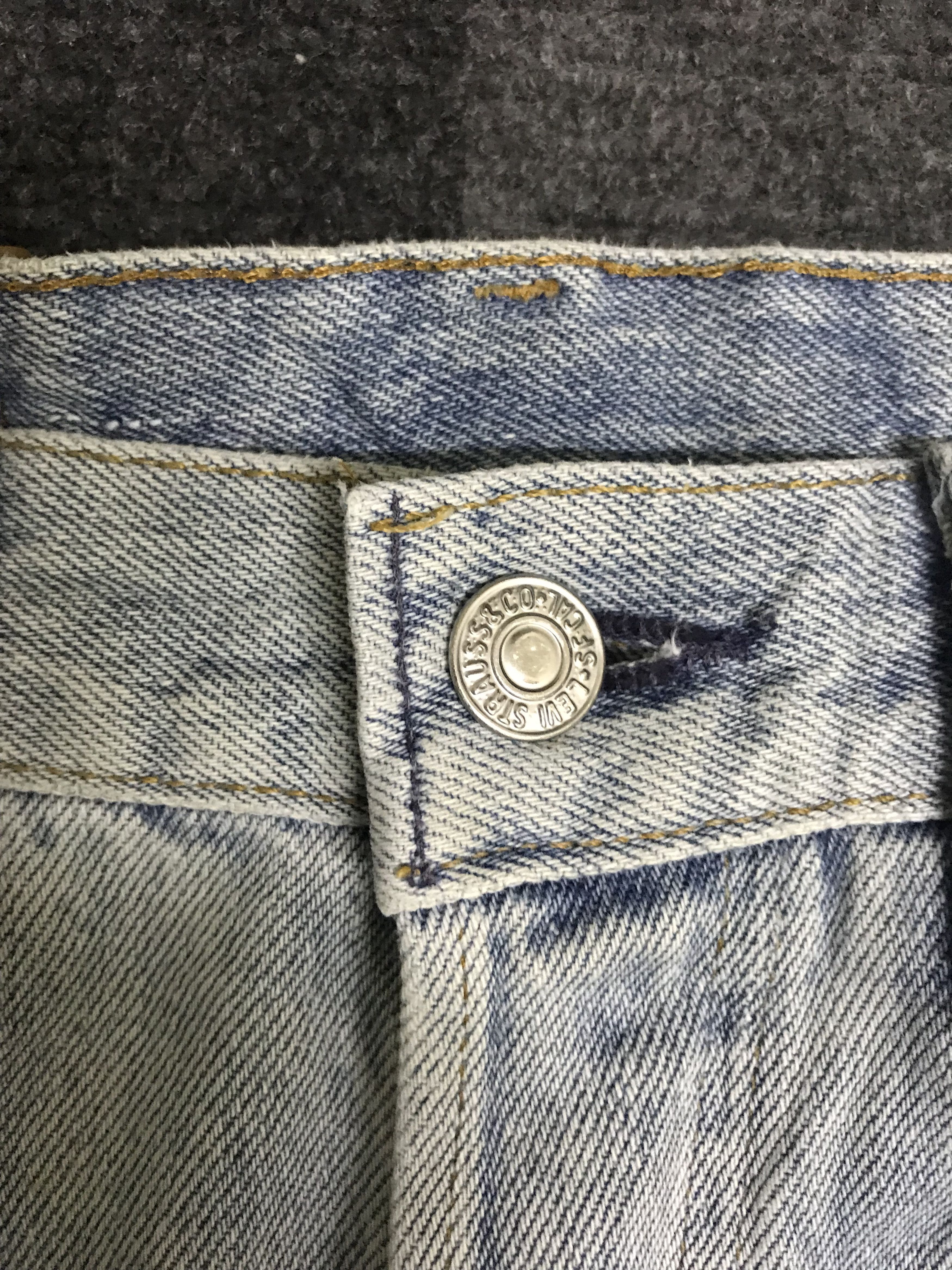 Levi's VLEV121-Vtg Levis 501 Distressed Light Wash Jeans Size US 28 / EU 44 - 8 Thumbnail