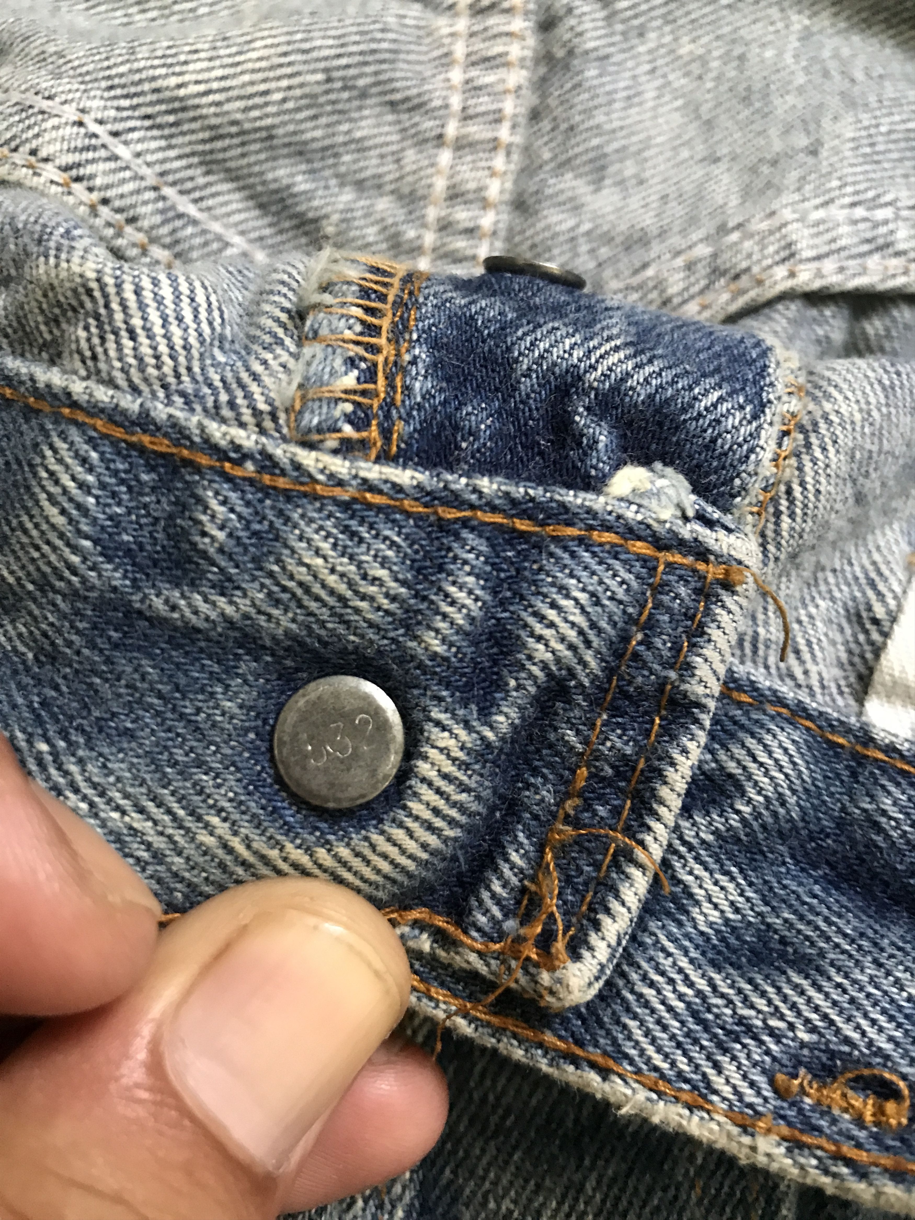 Levi's VLEV79 - Vintage Levis 501 Medium Wash Jeans Size US 31 - 8 Thumbnail