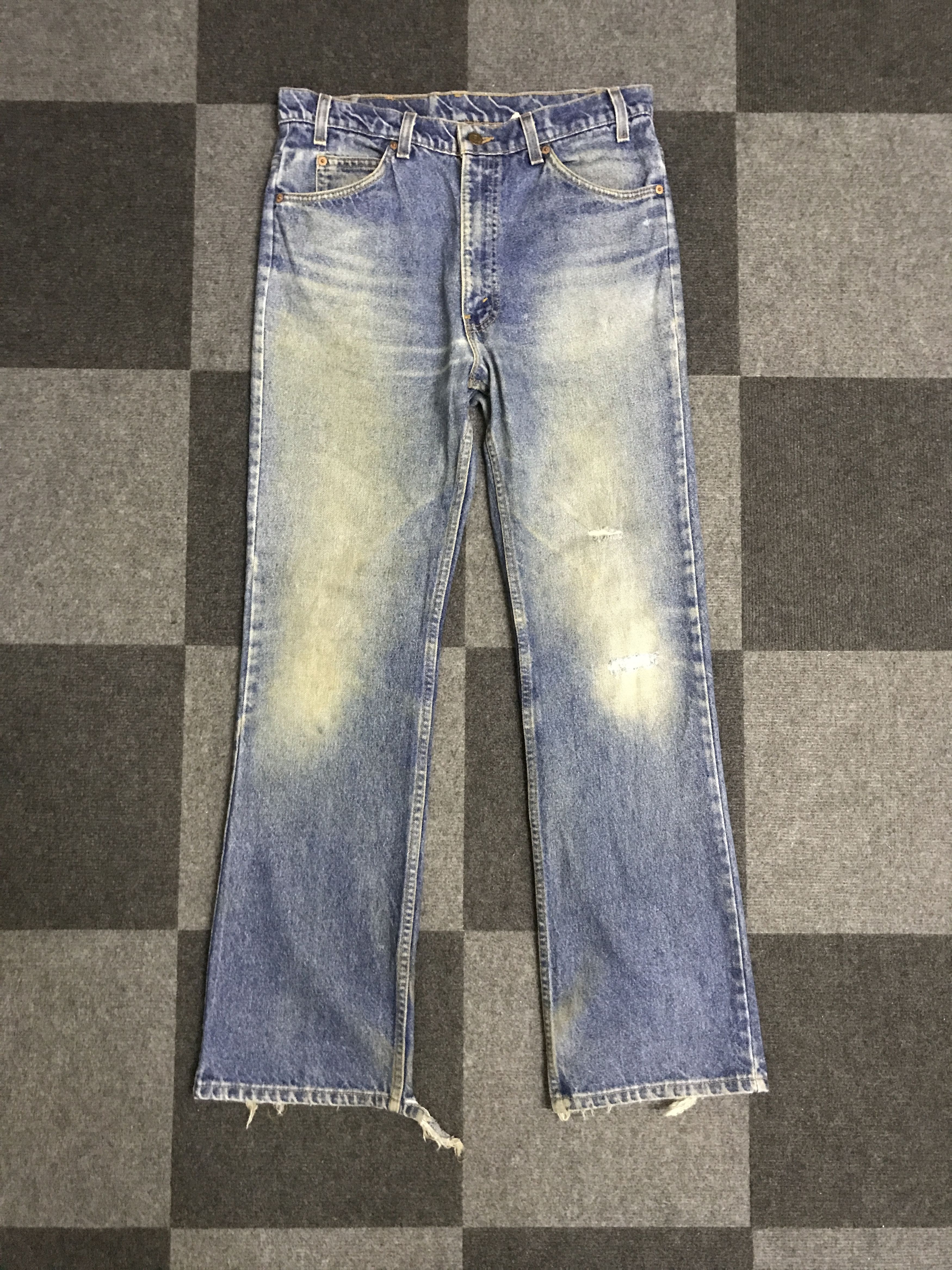 image of Distressed Denim x Levis Vlev102 - Vintage 90's Levis 517 Distressed Mdium Wash Jeans in Medium Was