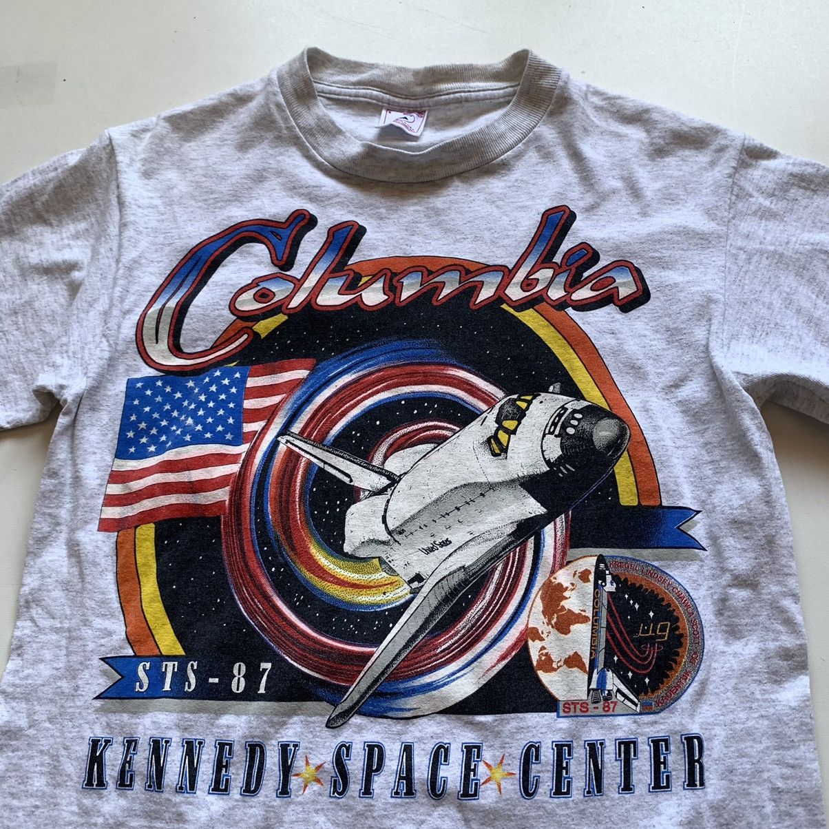NASA Vintage 1990s Kennedy Space Center Spaceship Graphic T Shirt Size US S / EU 44-46 / 1 - 2 Thumbnail