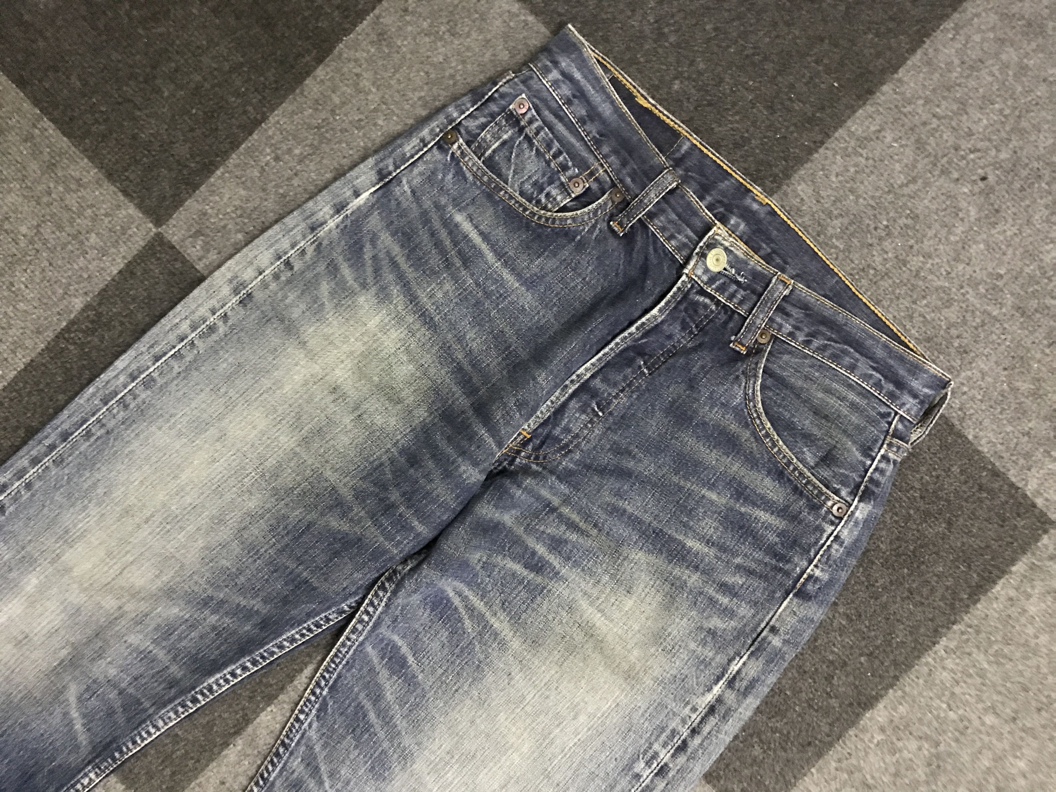 Levi's VLEV138-Vtg Levis 501 Medium Wash Jeans Size US 28 / EU 44 - 2 Thumbnail